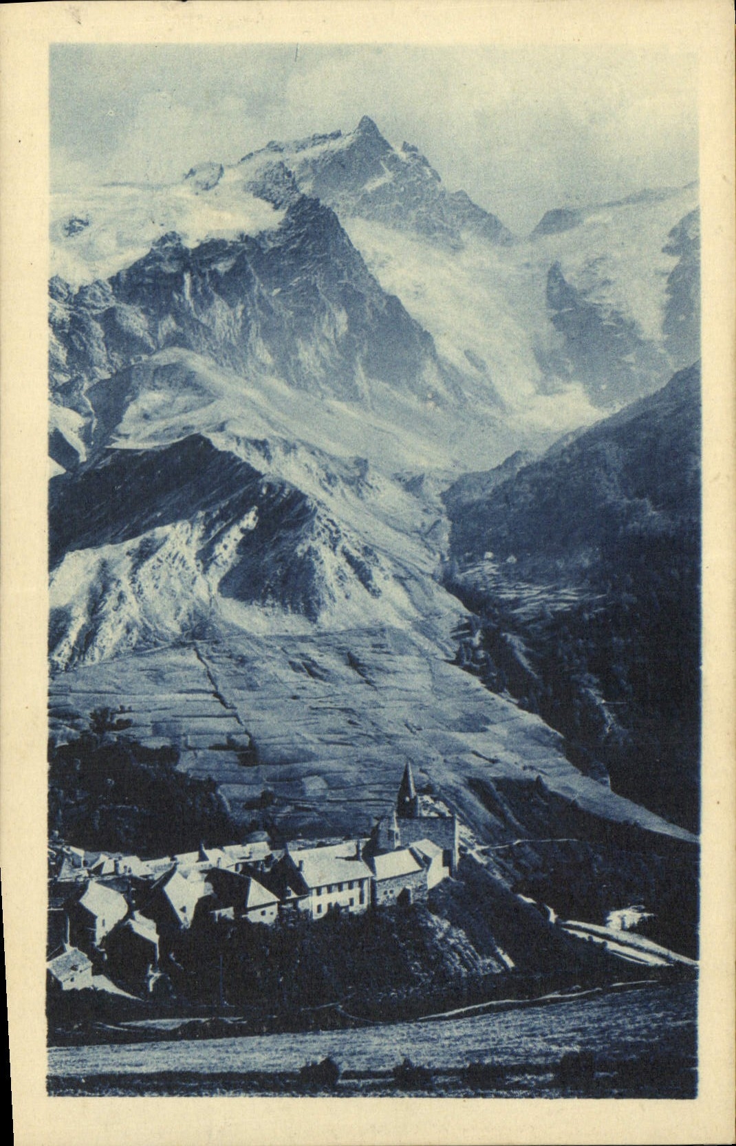 La Grave (1480 m.) — Dauphiné - « Route des Alpes » — paysage avec la Meije (3987 m.) et ses glaciers — éditeur Mollaret, Grenoble