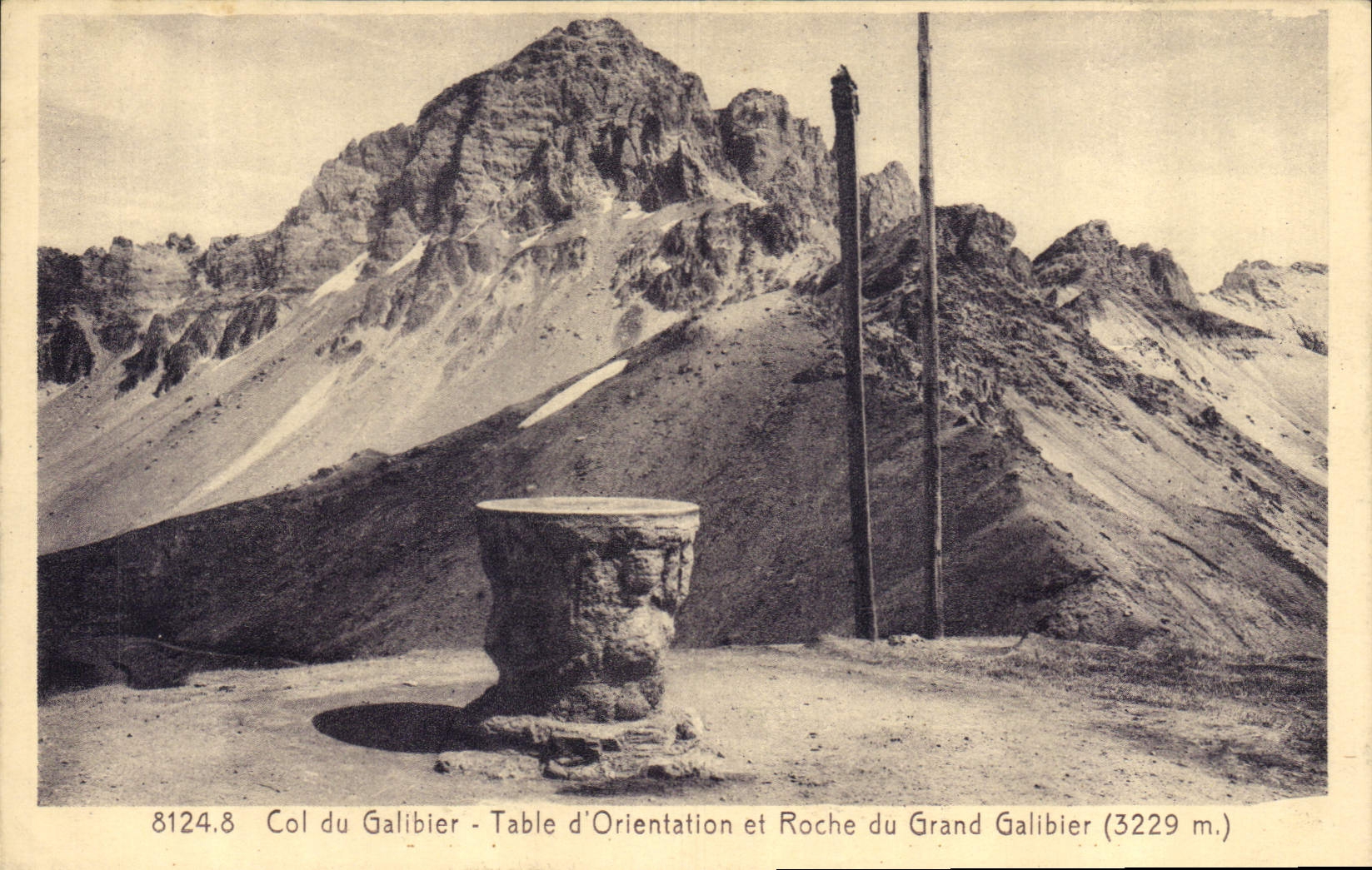 Col du Galibier — Table d'Orientaion et Roche du Grand Galibier (3229 m.) — A. Houlier, Grenoble