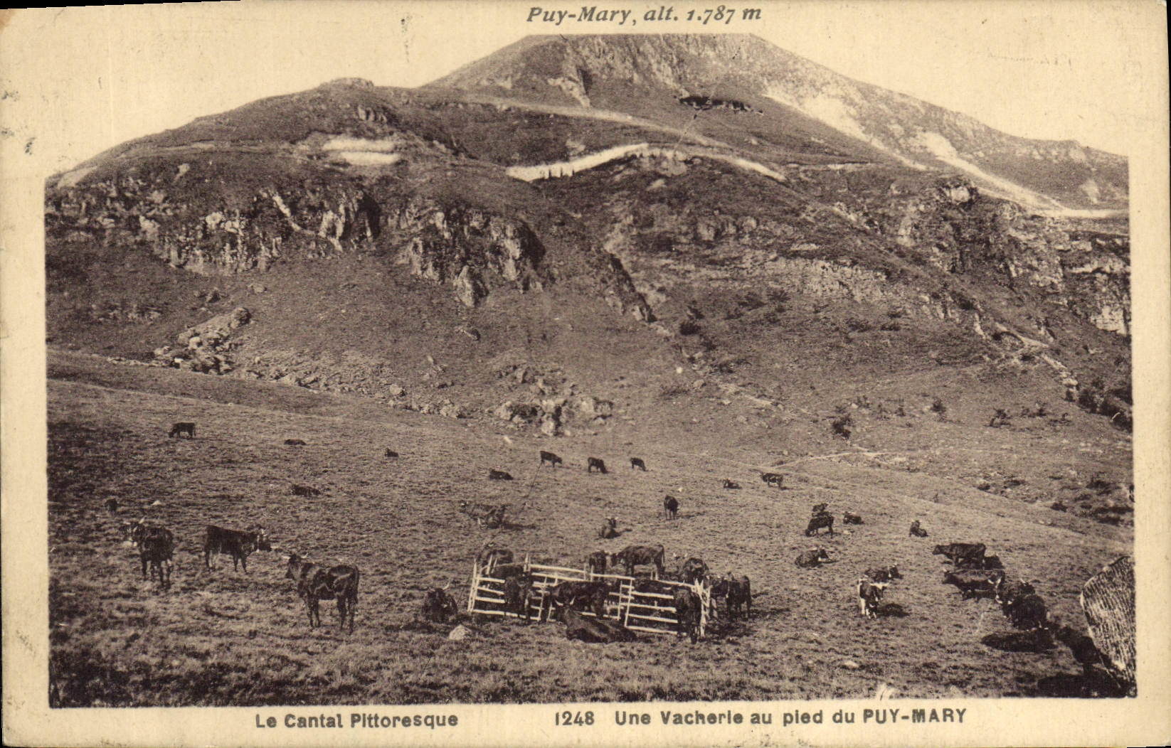 Das pittoreske Cantal — Ein Schäferhaus am Fuße des PUY-MARY — Editionen Marrou & Auriline, Nr. 1248