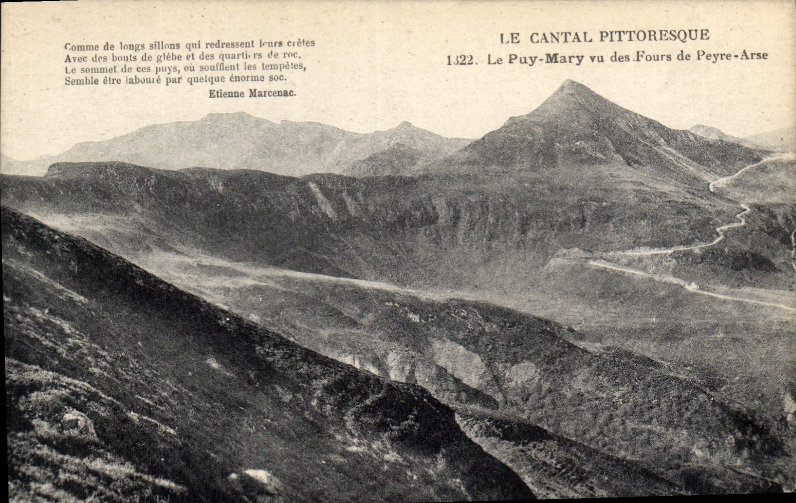Le Puy-Mary vu des Fours de Peyre-Arse — Le Cantal pittoresque — Éditeur : 1322