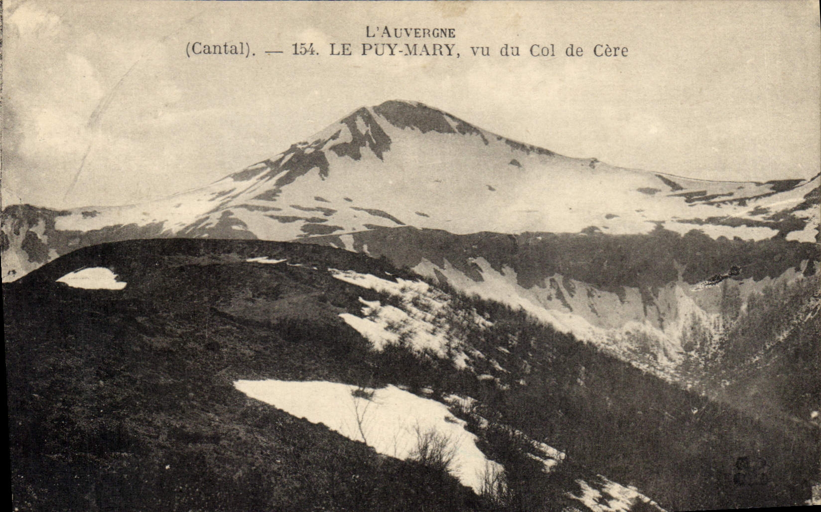 Le Puy-Mary, vu du Col de Cère — (Cantal) — L'Auvergne, 154