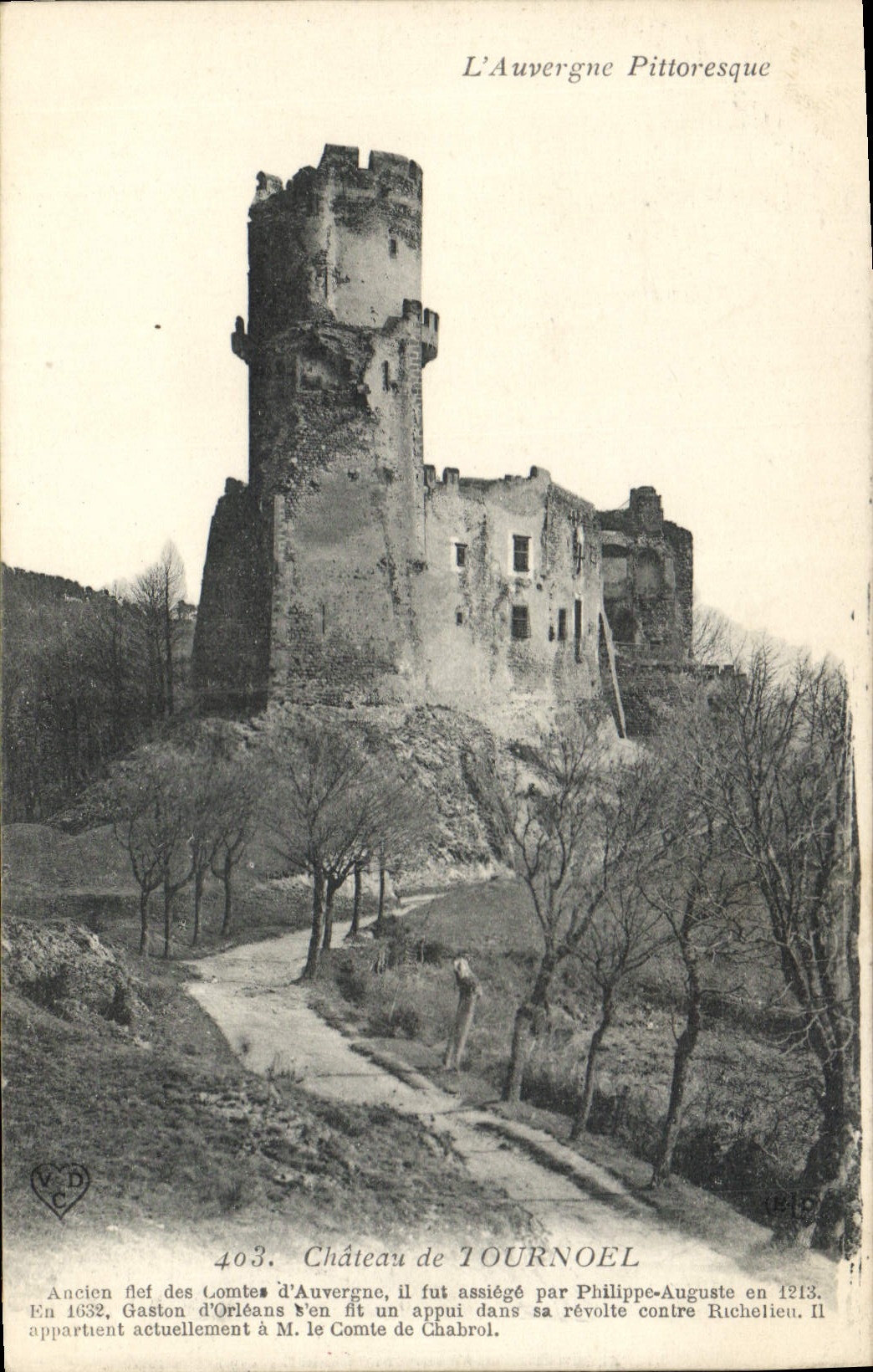 CPA L'Auvergne Pittoresque Chateau de Tournoel 