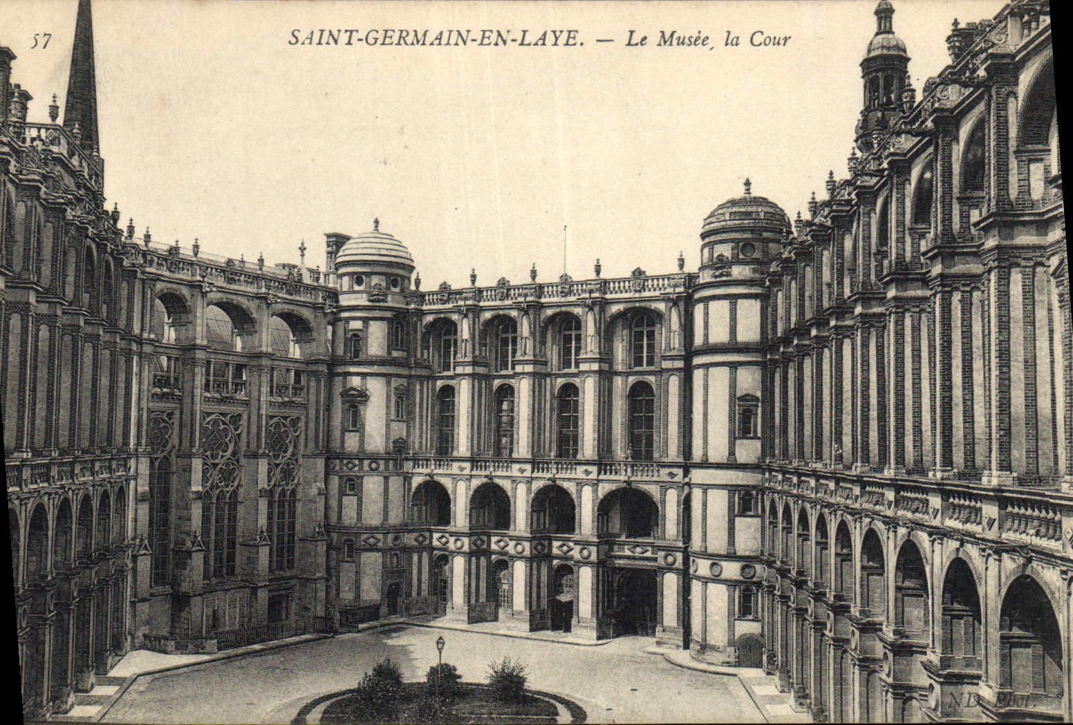 Saint-Germain-en-Laye — Le Musée, la Cour — N.D. Éd. 57