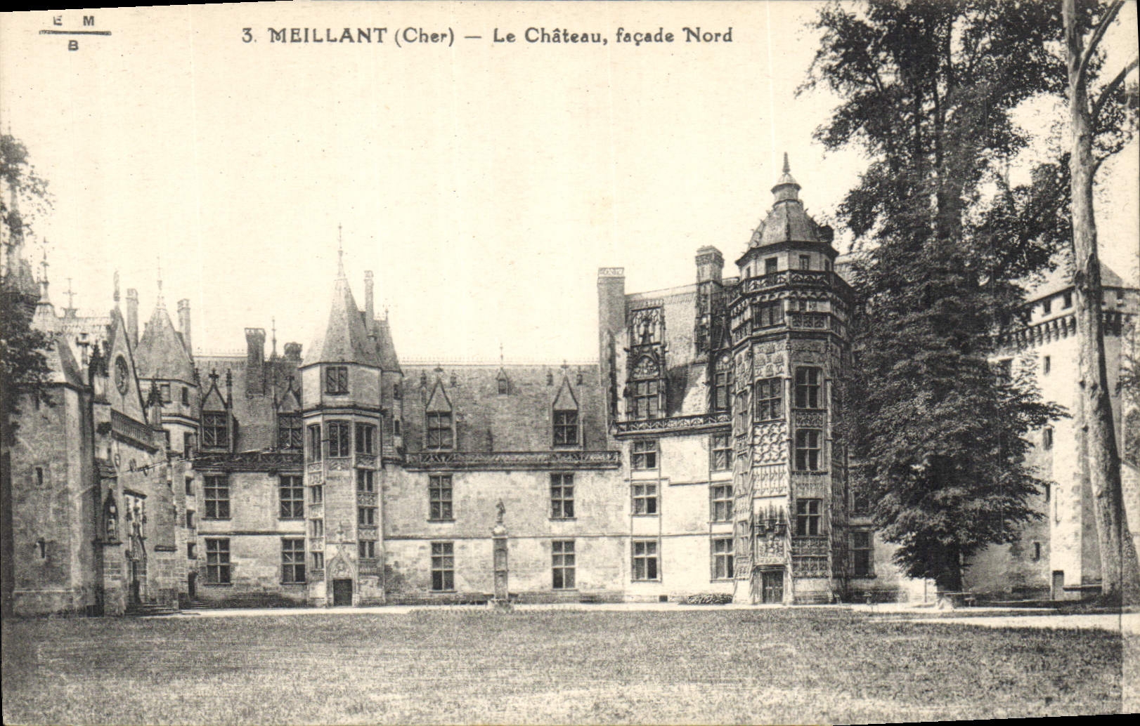 CPA Meillant Cher le Chateau Facade Nord 