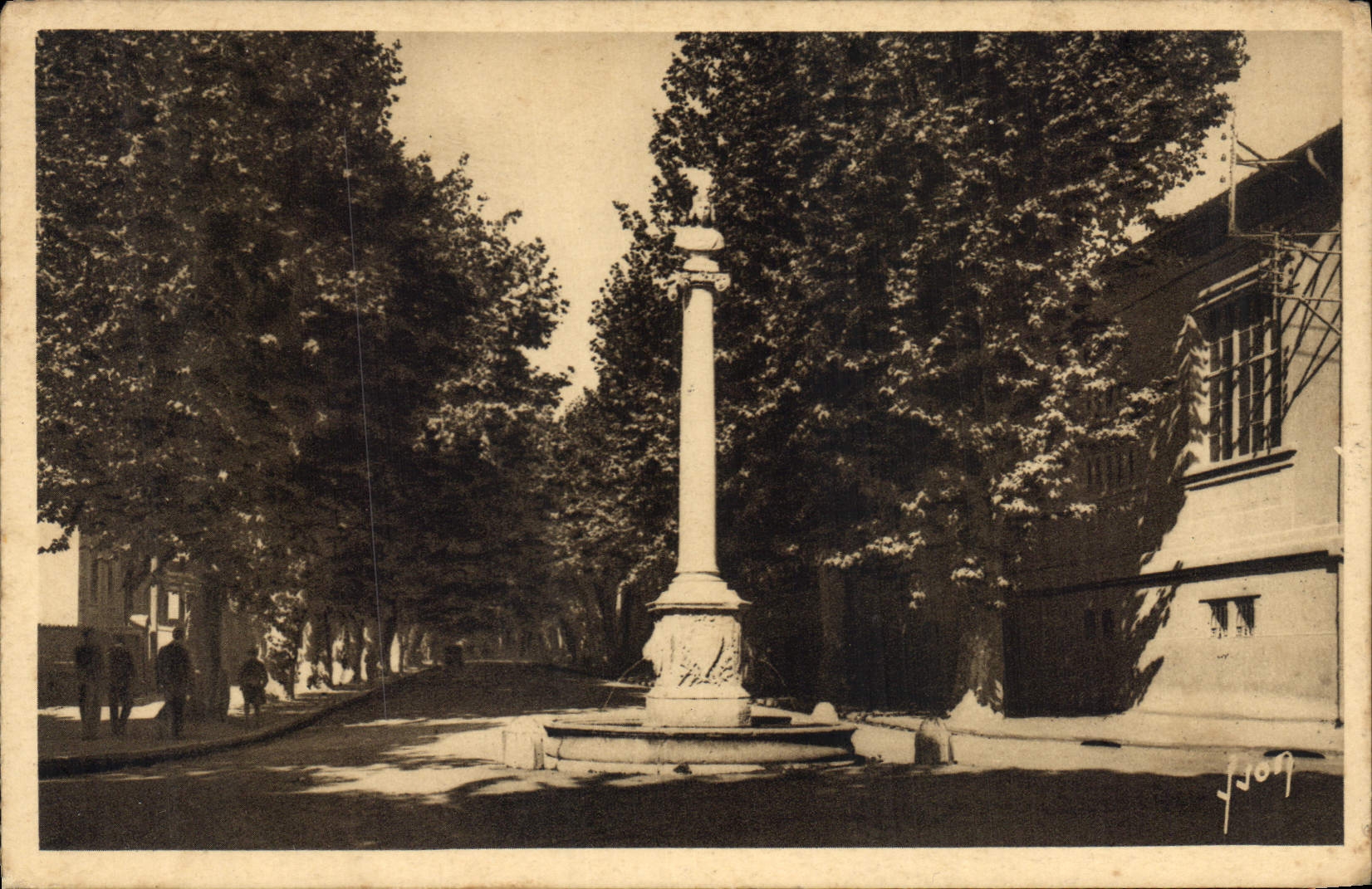 Aix-en-Provence — Fontaine Saint-Louis au Cours des Arts — Éditions d'Art Interie