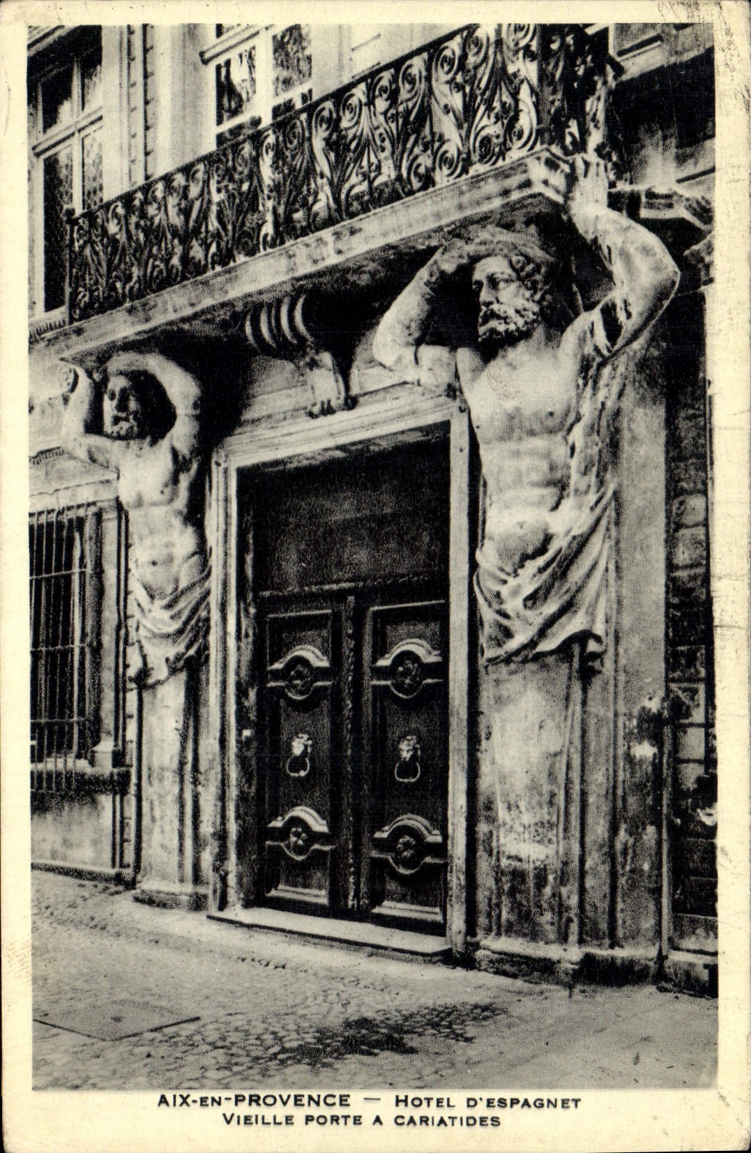 Aix-en-Provence — Hotel d'Espagnet — Alte Tür mit Karyatiden