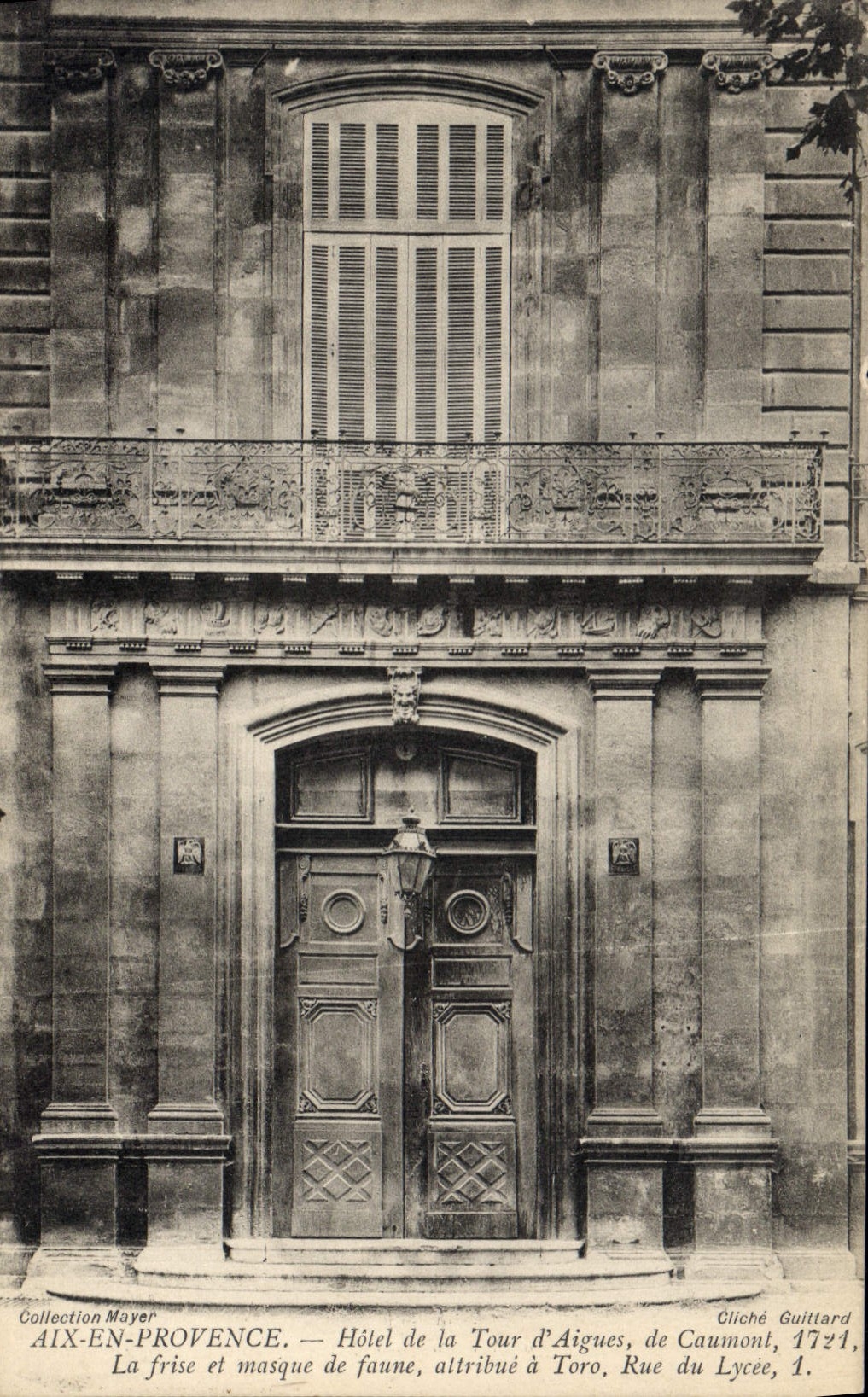 Aix-en-Provence — Hôtel de la Tour d'Aigues, frise et masque de faune, attribué à Toro, Rue du Lycée, 1721 — Cliché Guittard