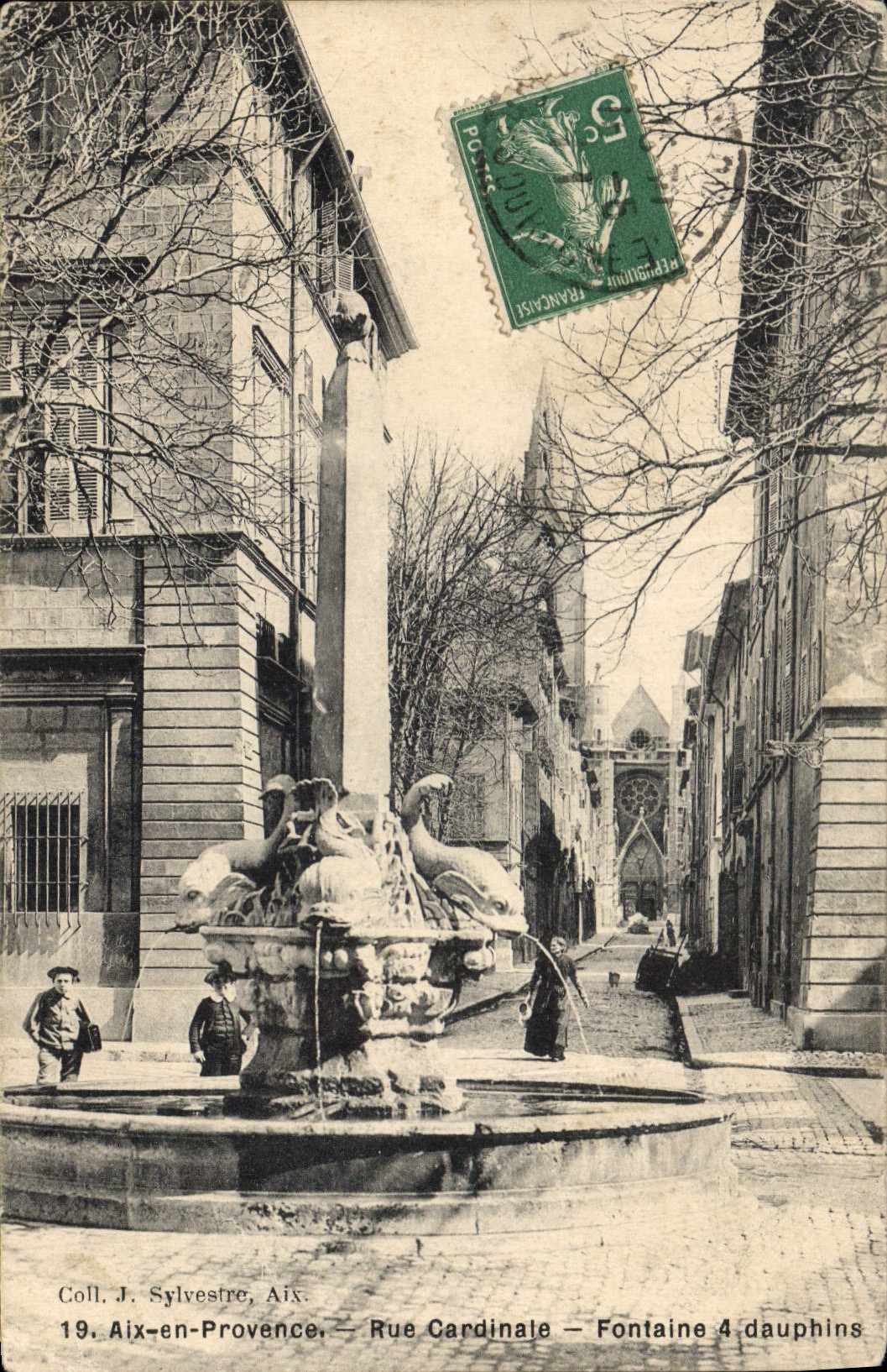 Aix-en-Provence — Rue Cardinale — Fontaine 4 dauphins — Coll. J. Sylvestre