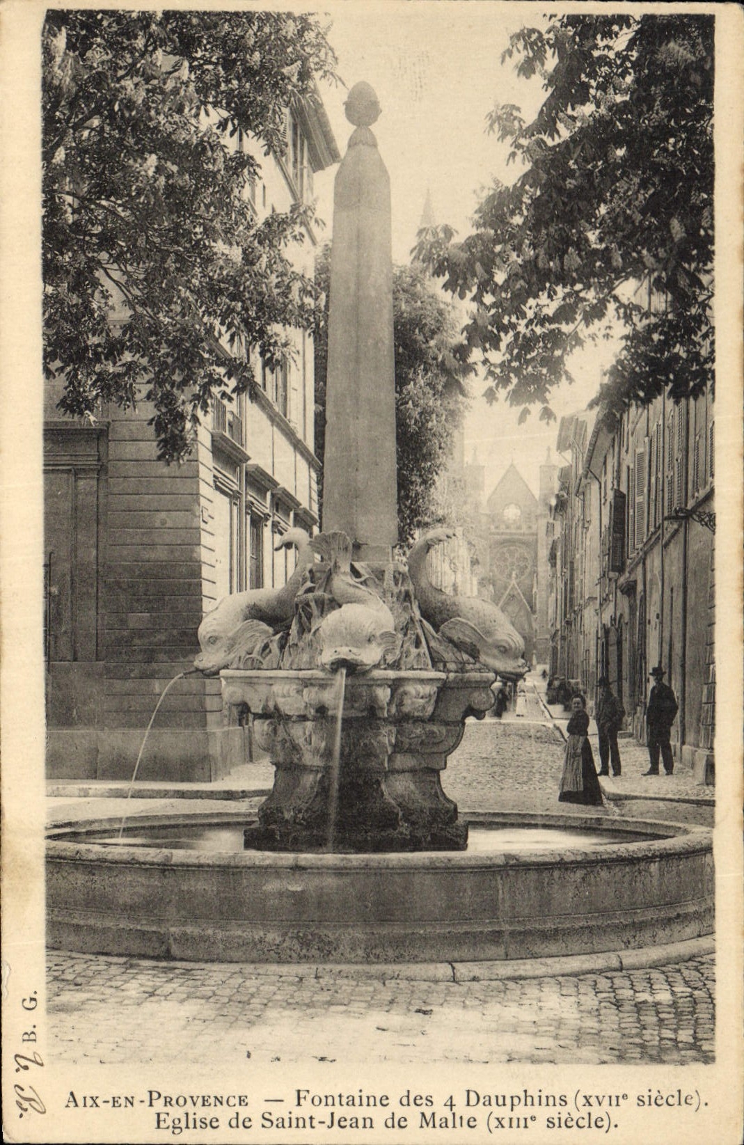 Aix-en-Provence — Fontaine des 4 Dauphins (xviiie siècle). Église de Saint-Jean de Malte (xiiiie siècle).