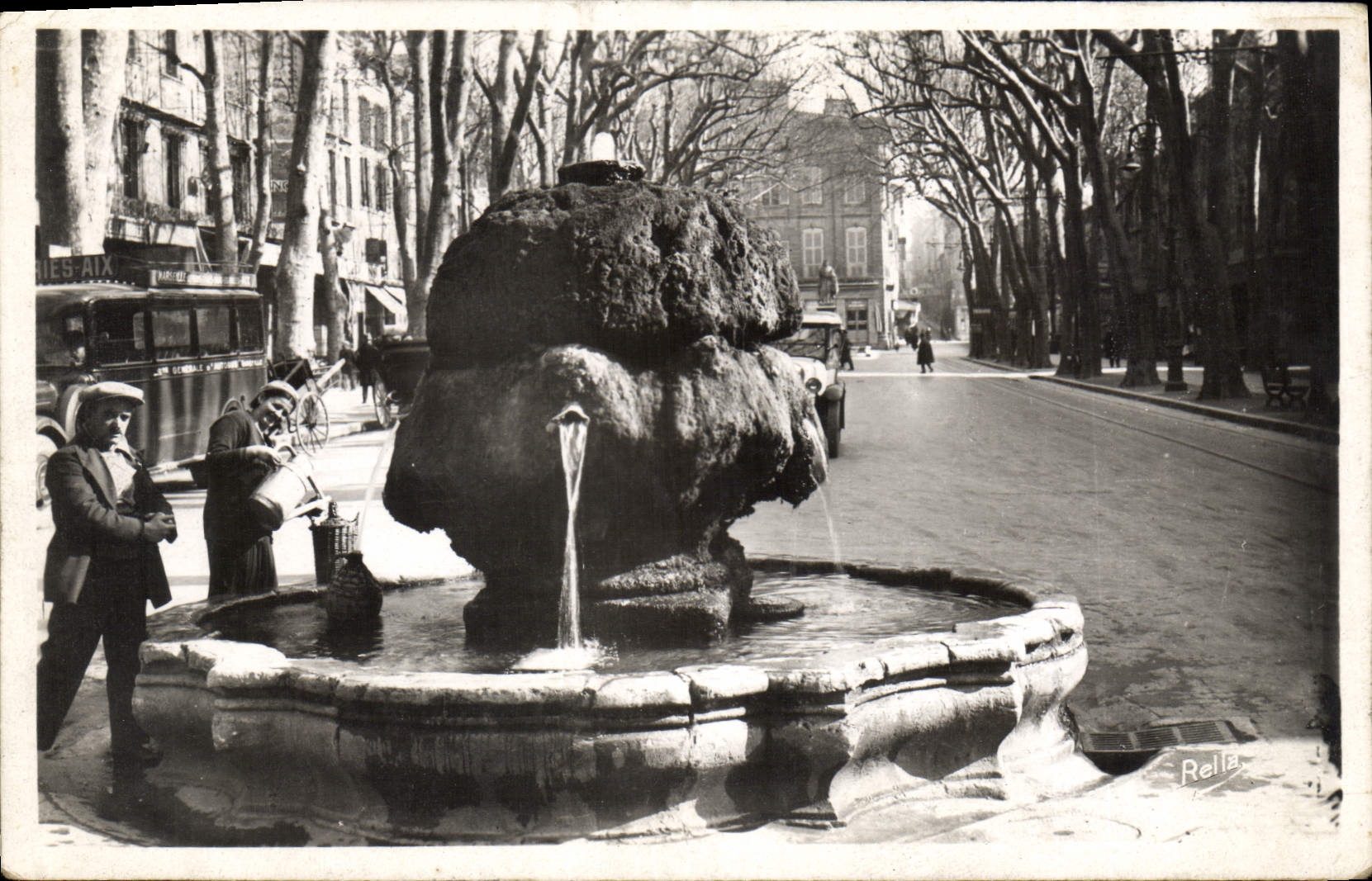 Hot Spring of Aix-en-Provence — Cours Mirabeau — Éditions Rella