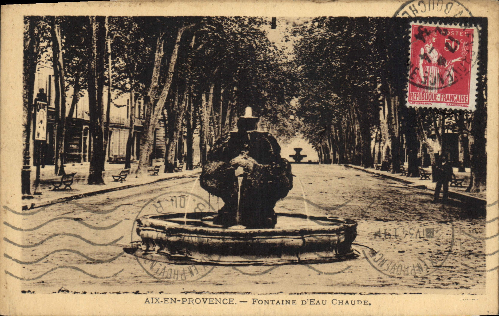 Aix-en-Provence — Fontaine d'Eau Chaude — Éditeur : Aix-en-Provence