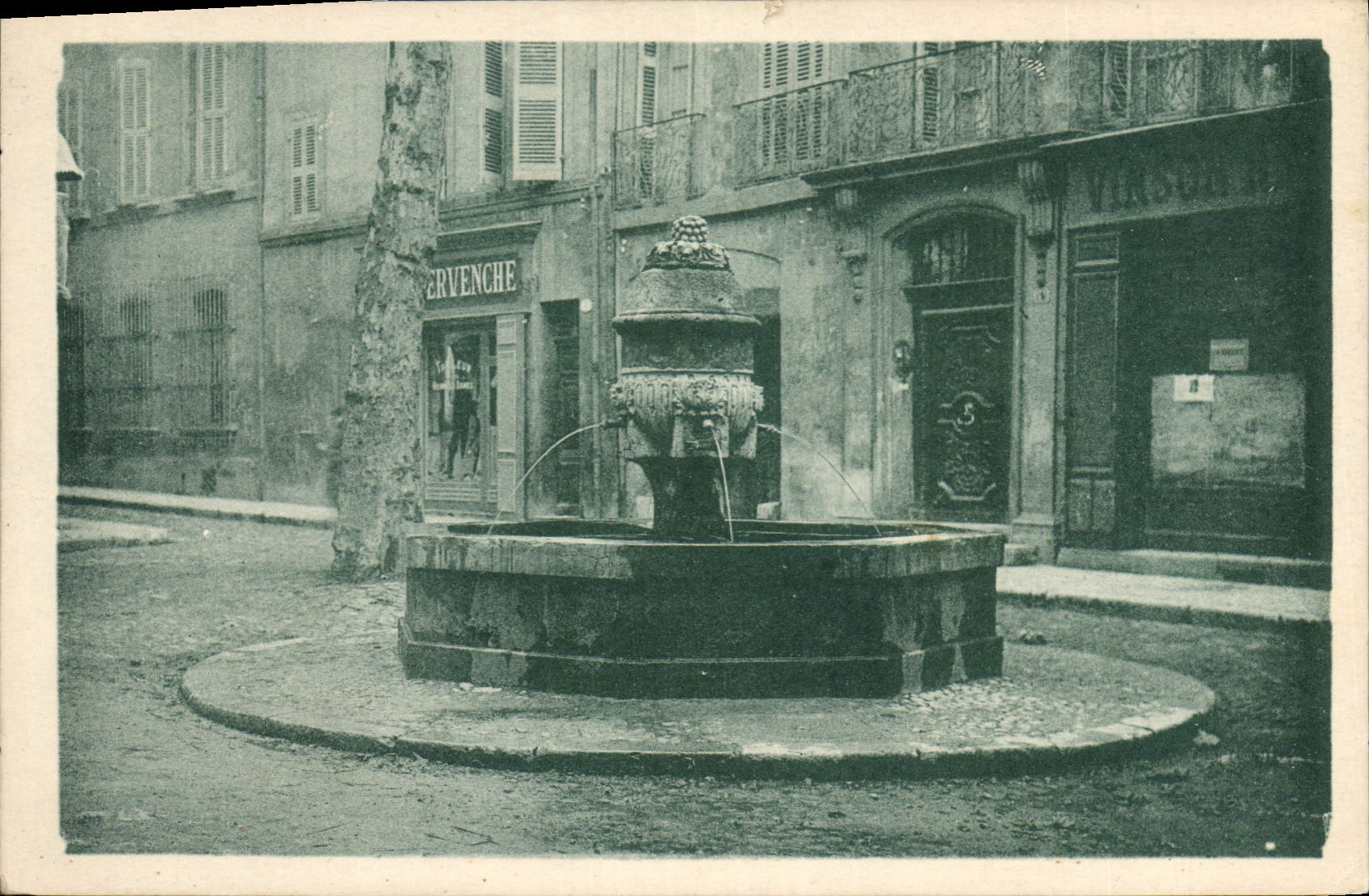 Fontaine des Epineaux — Aix-en-Provence — J. Goulard, Éditeur à Aix