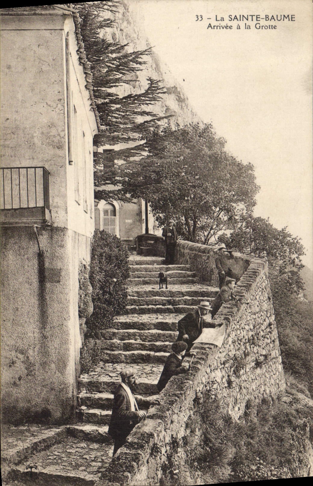 La Sainte-Baume — Arrival at the Cave — publisher CPAPHIL, no. 33