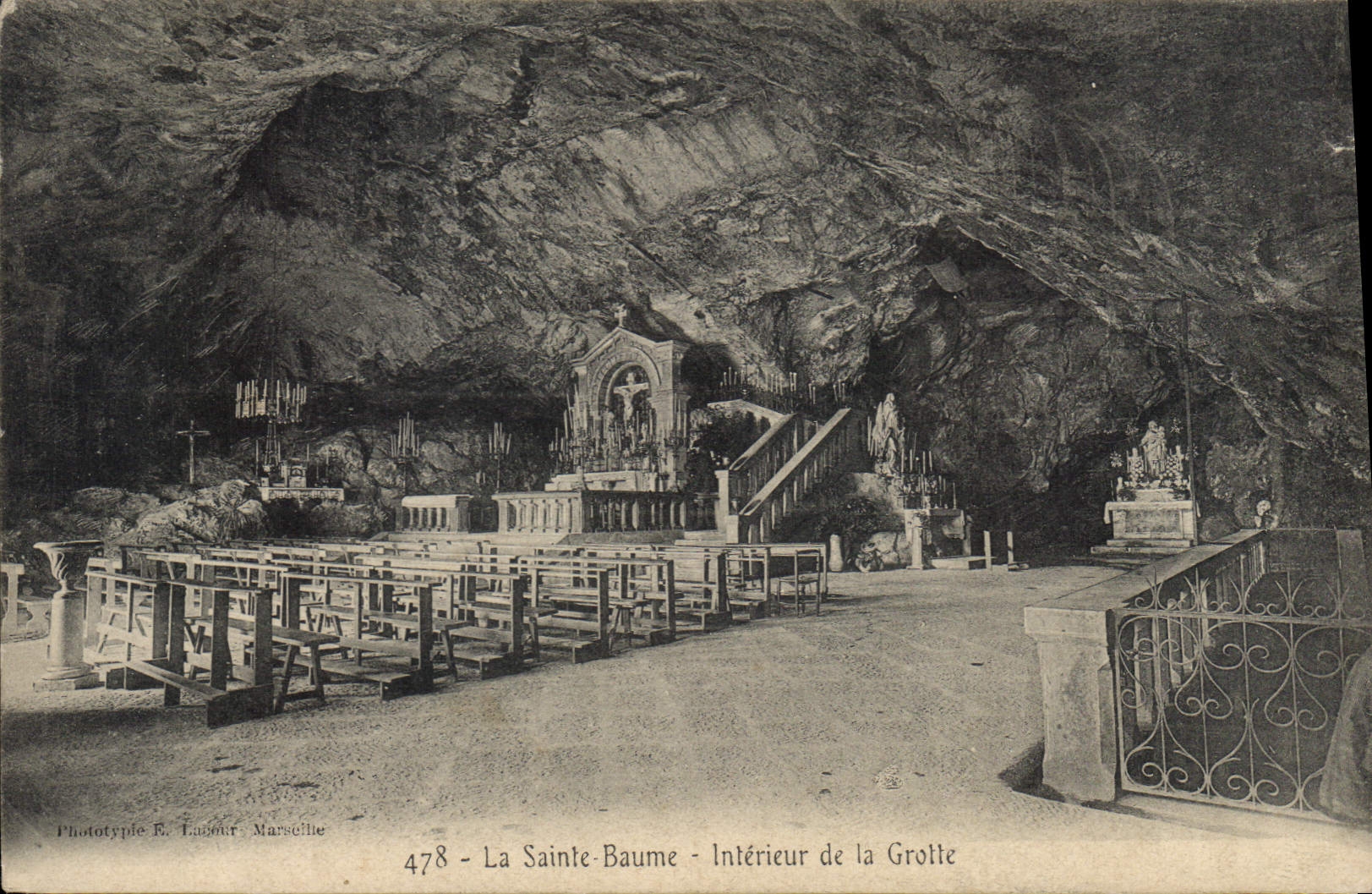 La Sainte-Baume - Intérieur de la Grotte — Phototypie E. Lasgour, Marseille, n°478