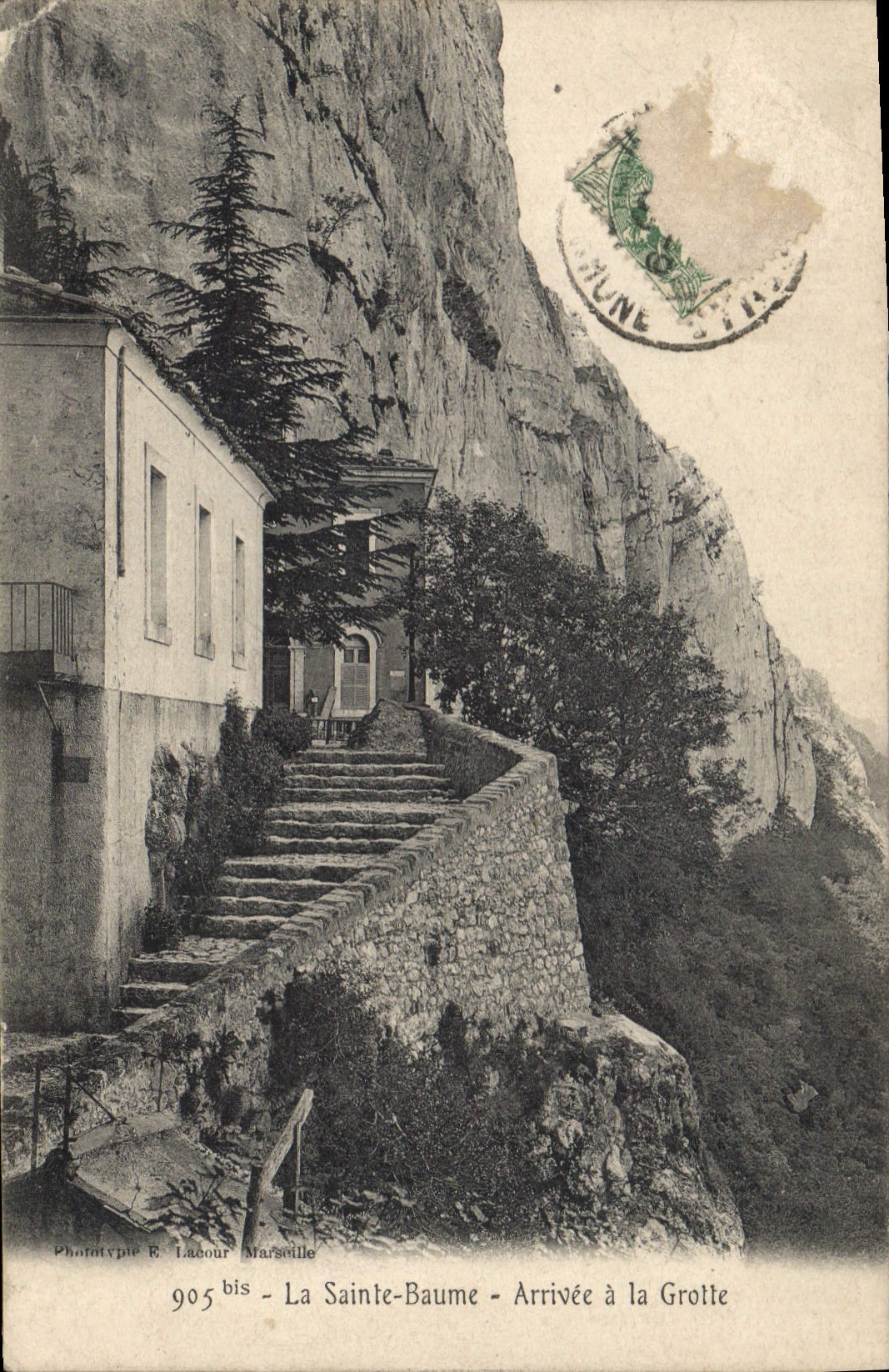 La Sainte-Baume - Arrivée à la Grotte — Phototypie E. Lâcour, Marseille, n° 905 bis