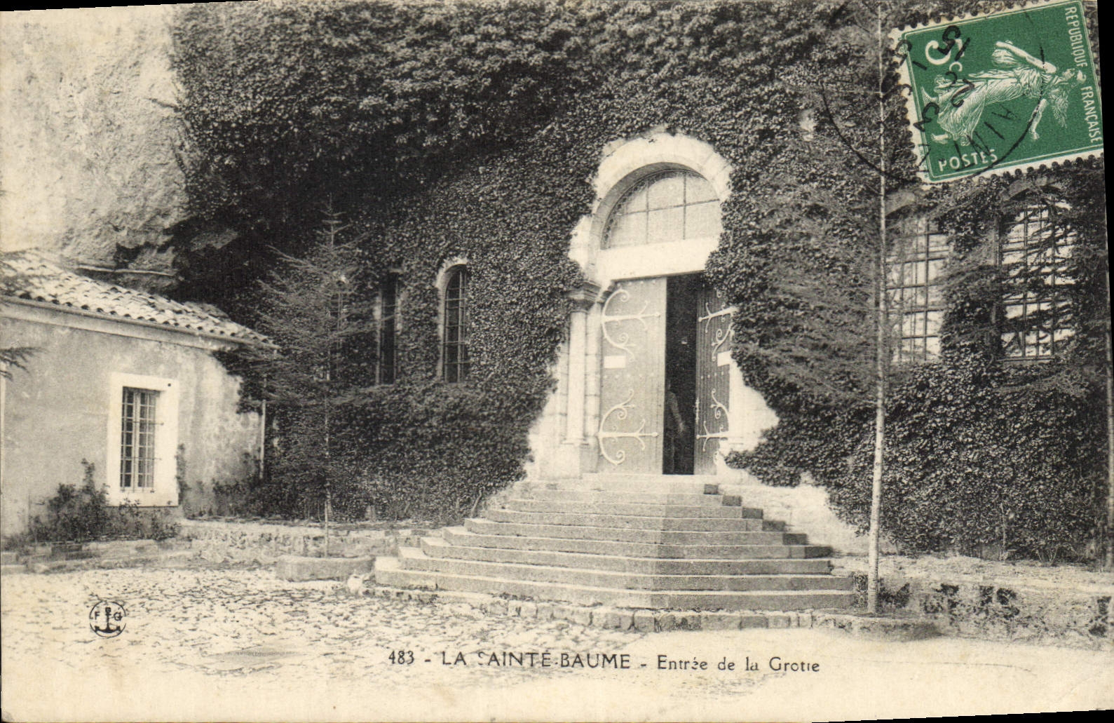 La Sainte-Baume - Entrée de la Grotte — Éditeur F.4 — N° 483