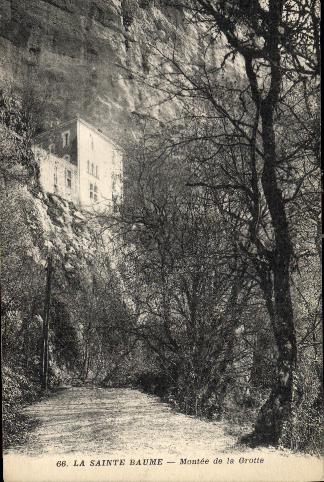CPA La Sainte Baume Montee de la Grotte 