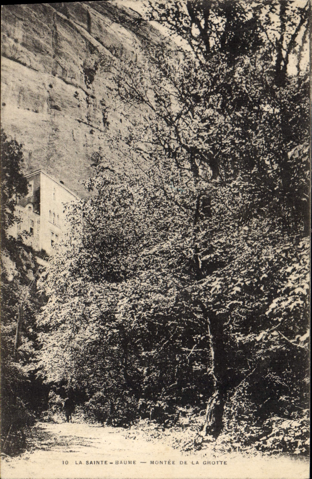 CPA La Sainte Baume Montee de la Grotte 