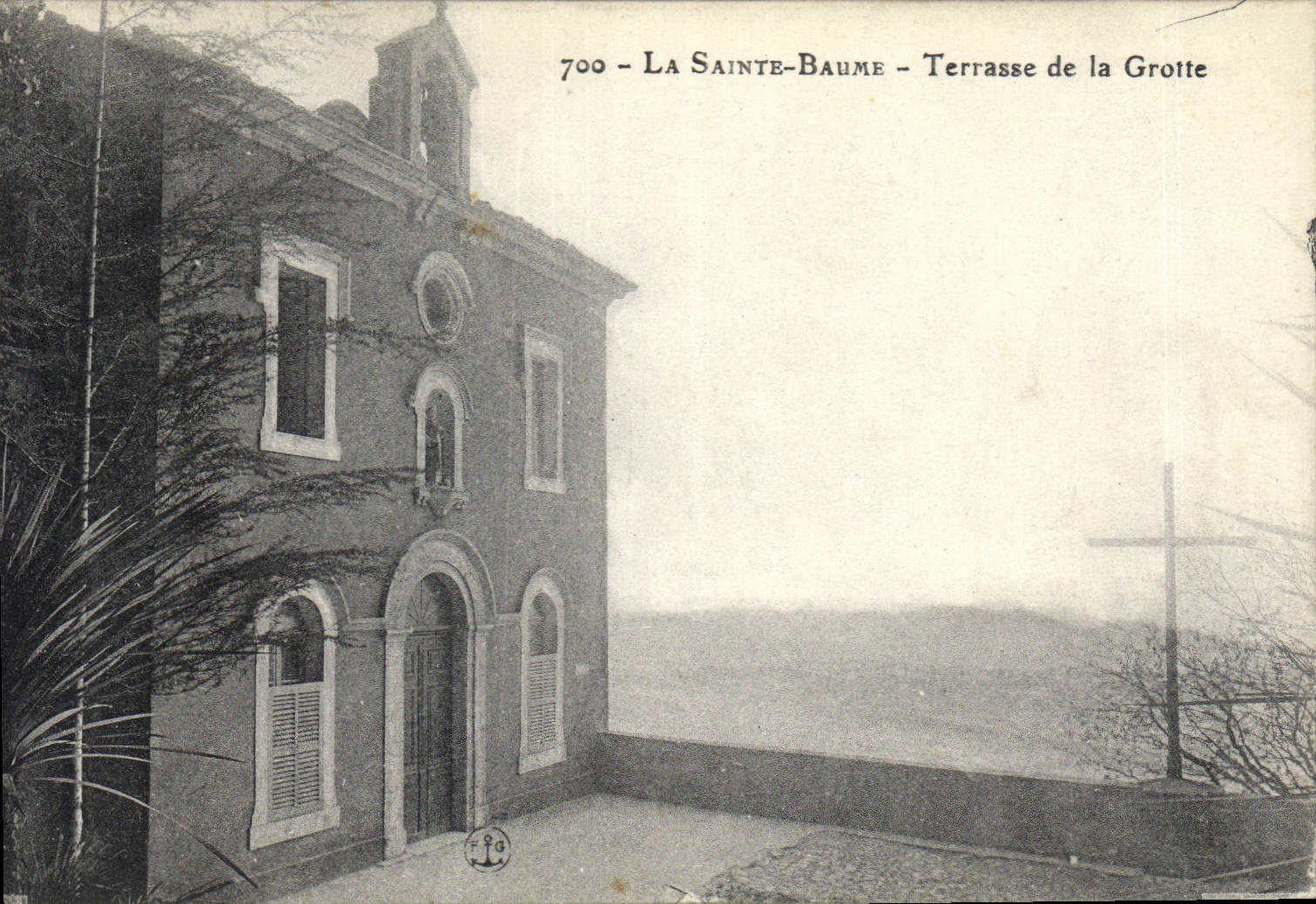 CPA La Sainte Baume Terrasse de la Grotte 