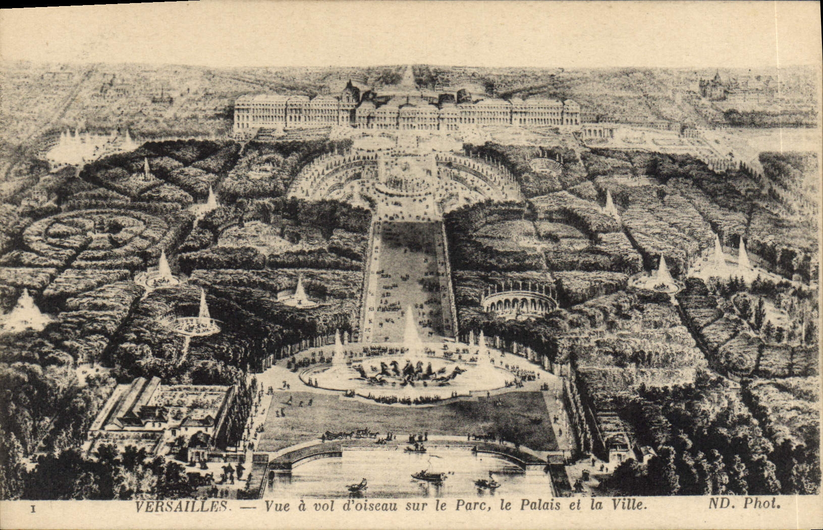 Versailles — Vue à vol d’oiseau sur le Parc, le Palais et la Ville — ND. Phot.