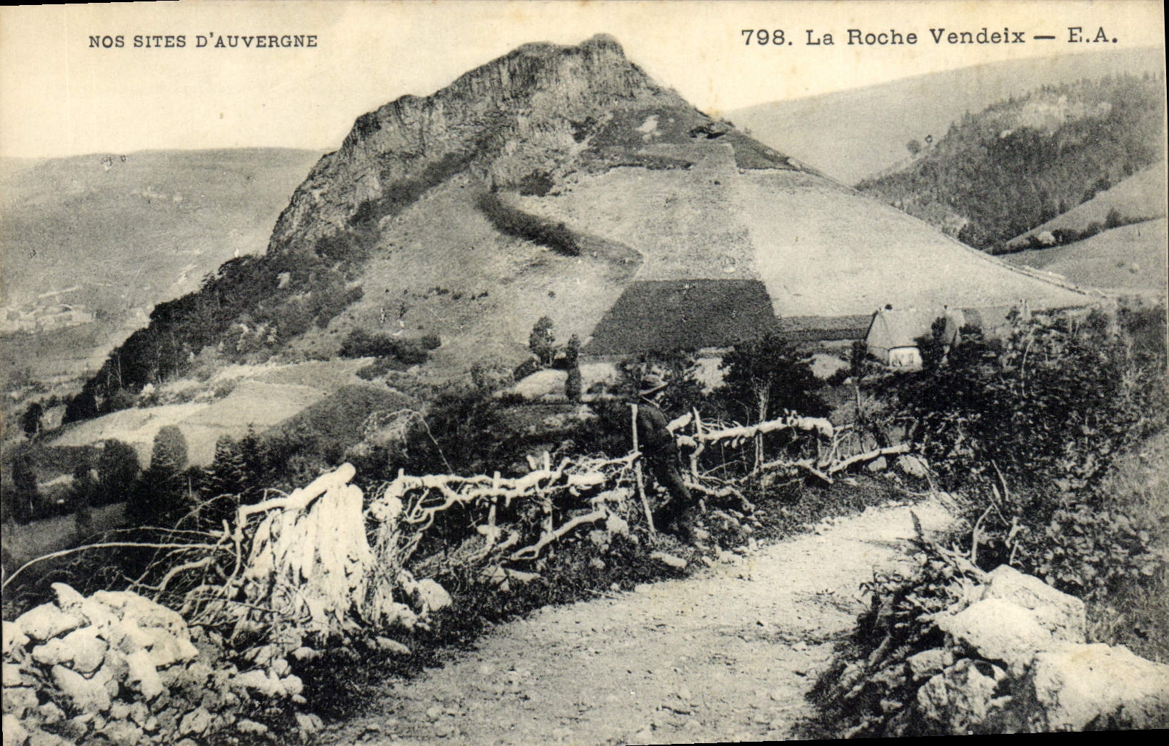 La Roche Vendeix — E.A. — Nos Sites d'Auvergne