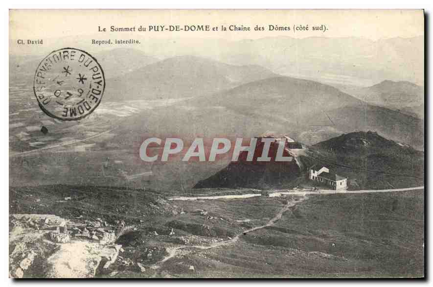Le Sommet du PUY-DE-DOME et la Chaîne des Dômes (côté sud) — Cl. David — Reprod. Interdite
