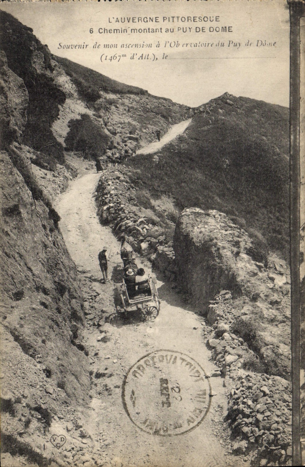 L'Auvergne pittoresque — Chemin montant au Puy de Dôme — Édition spéciale de l'Observatoire