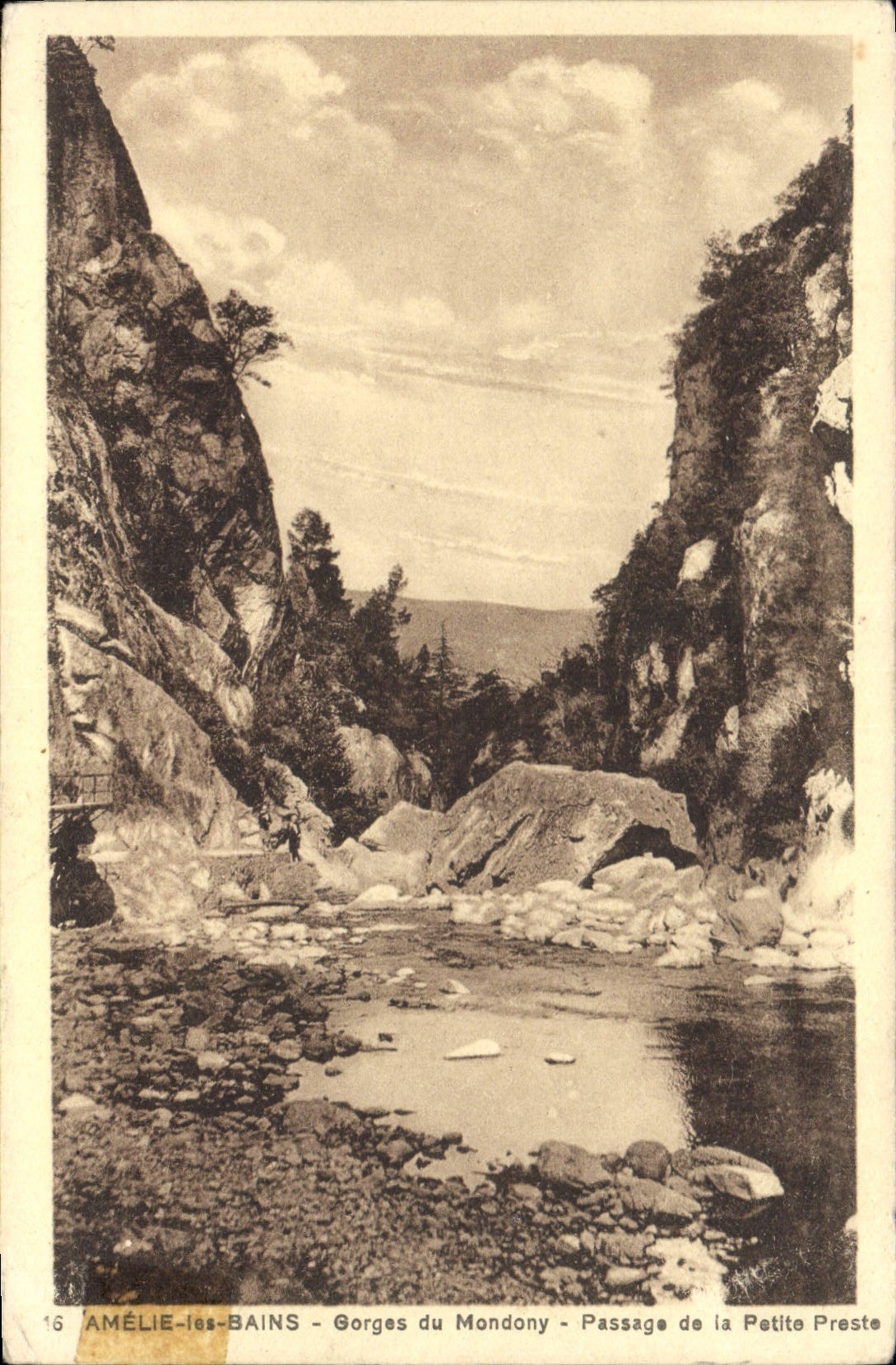 CPA Amelie les Bains Gorges du Mondony Passage de la Petite Preste 
