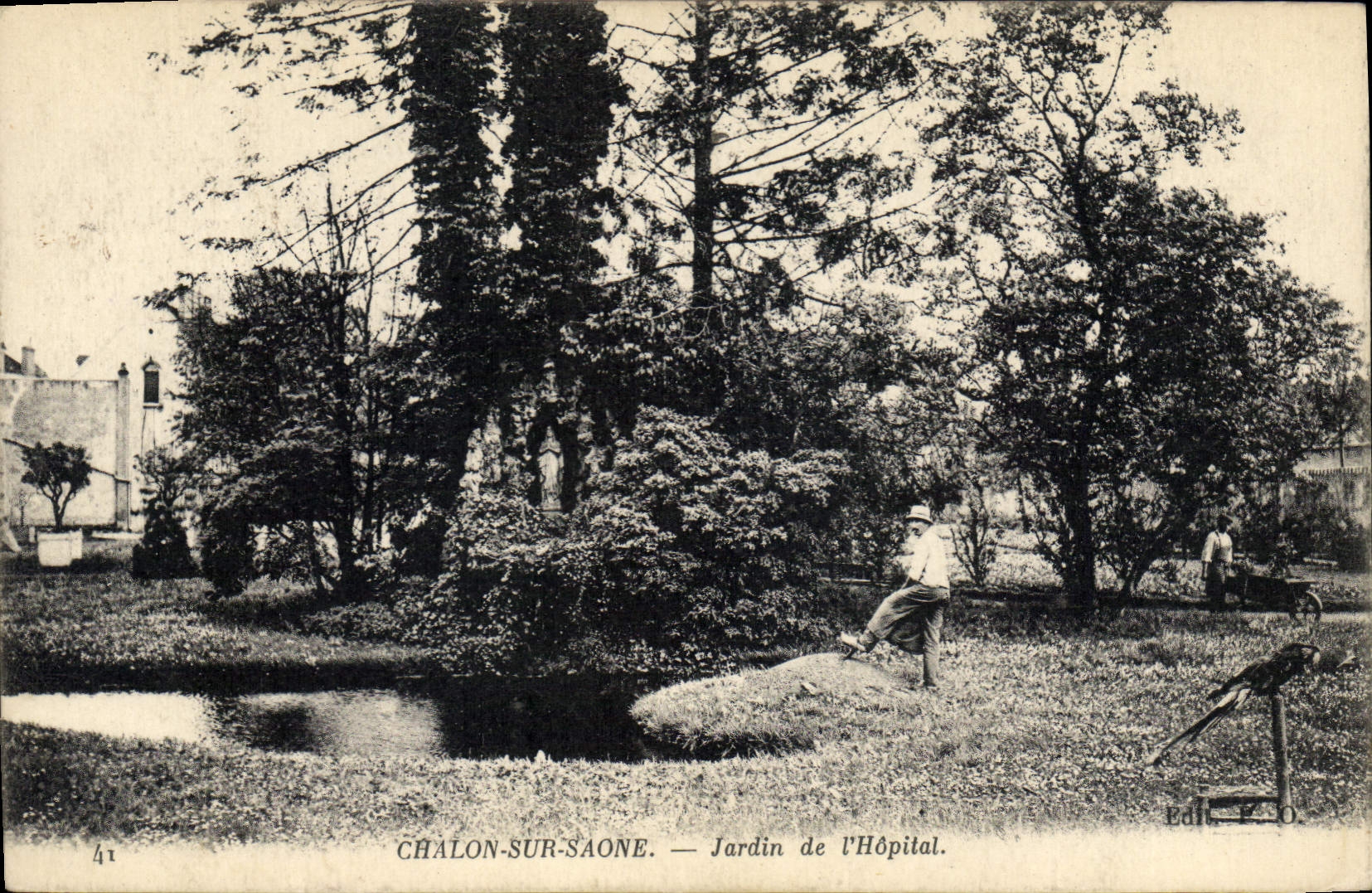 CPA Chalon sur Saone Jardin de l'Hopital Perroquet