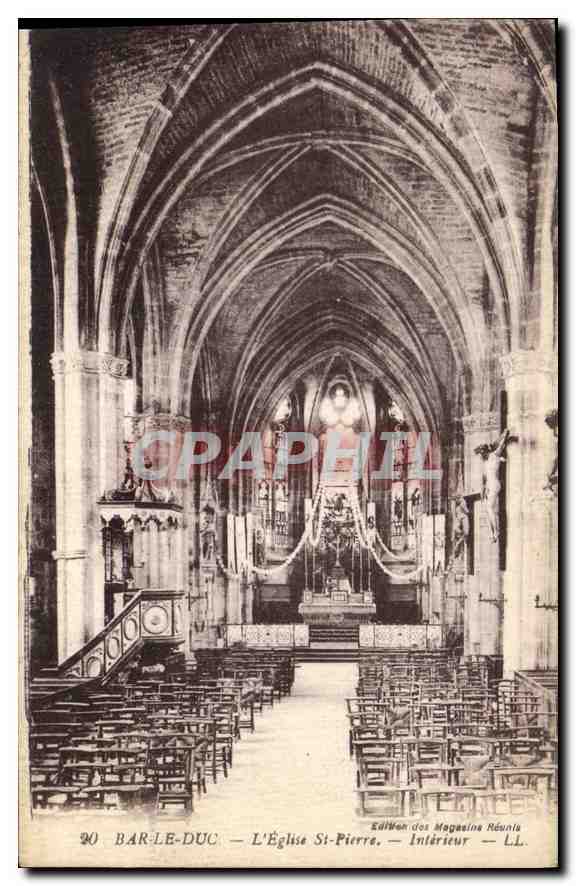 CPA Bar le Duc L'Eglise St Pierre Interieur 