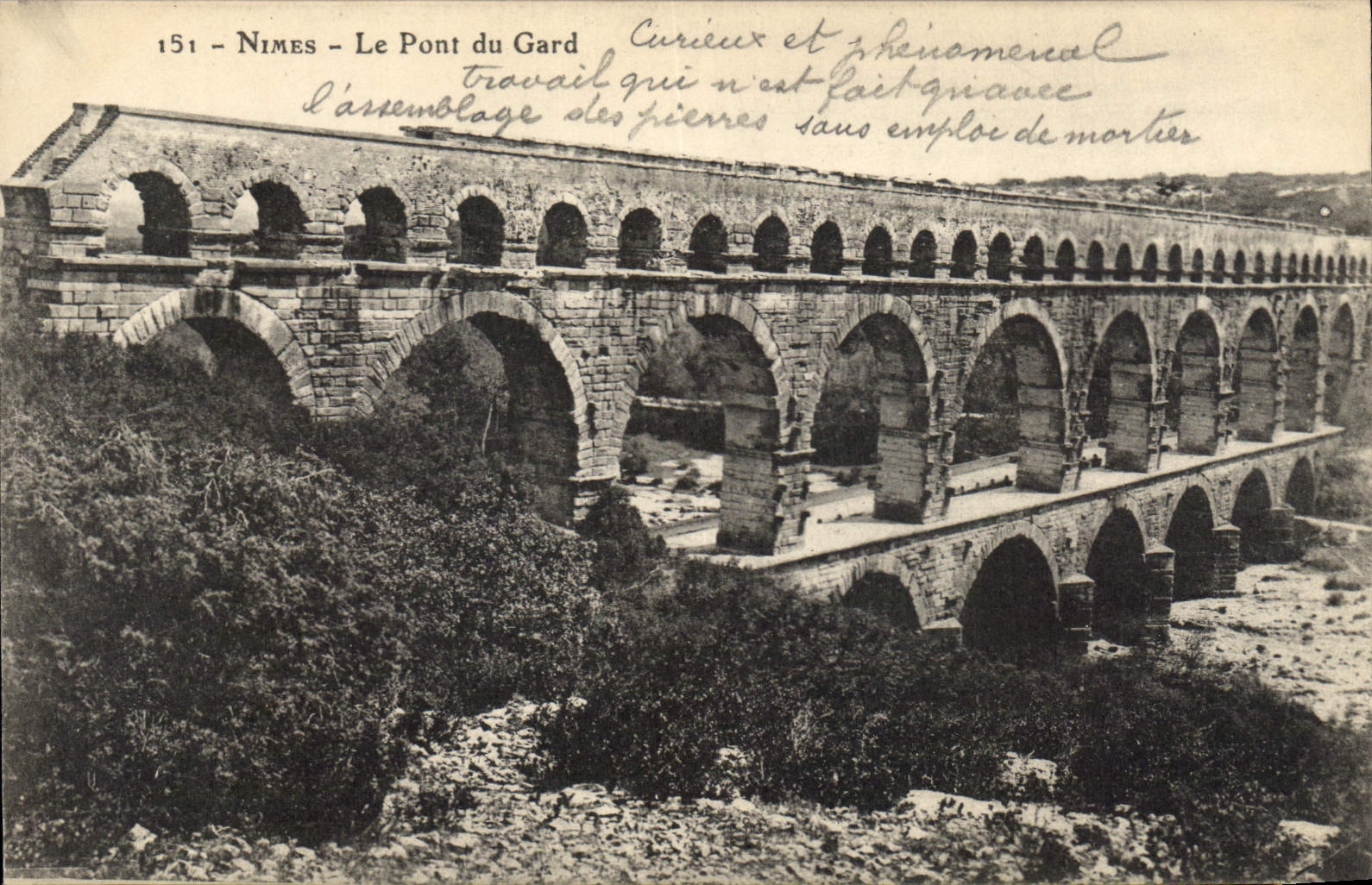 Nîmes - Le Pont du Gard — éditeur inconnu, n° de série 151