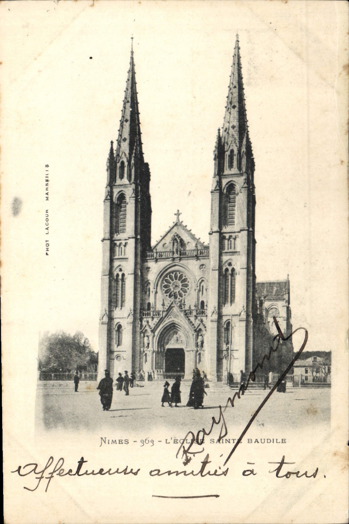 CPA Nimes L'Eglise Saint Baudile 