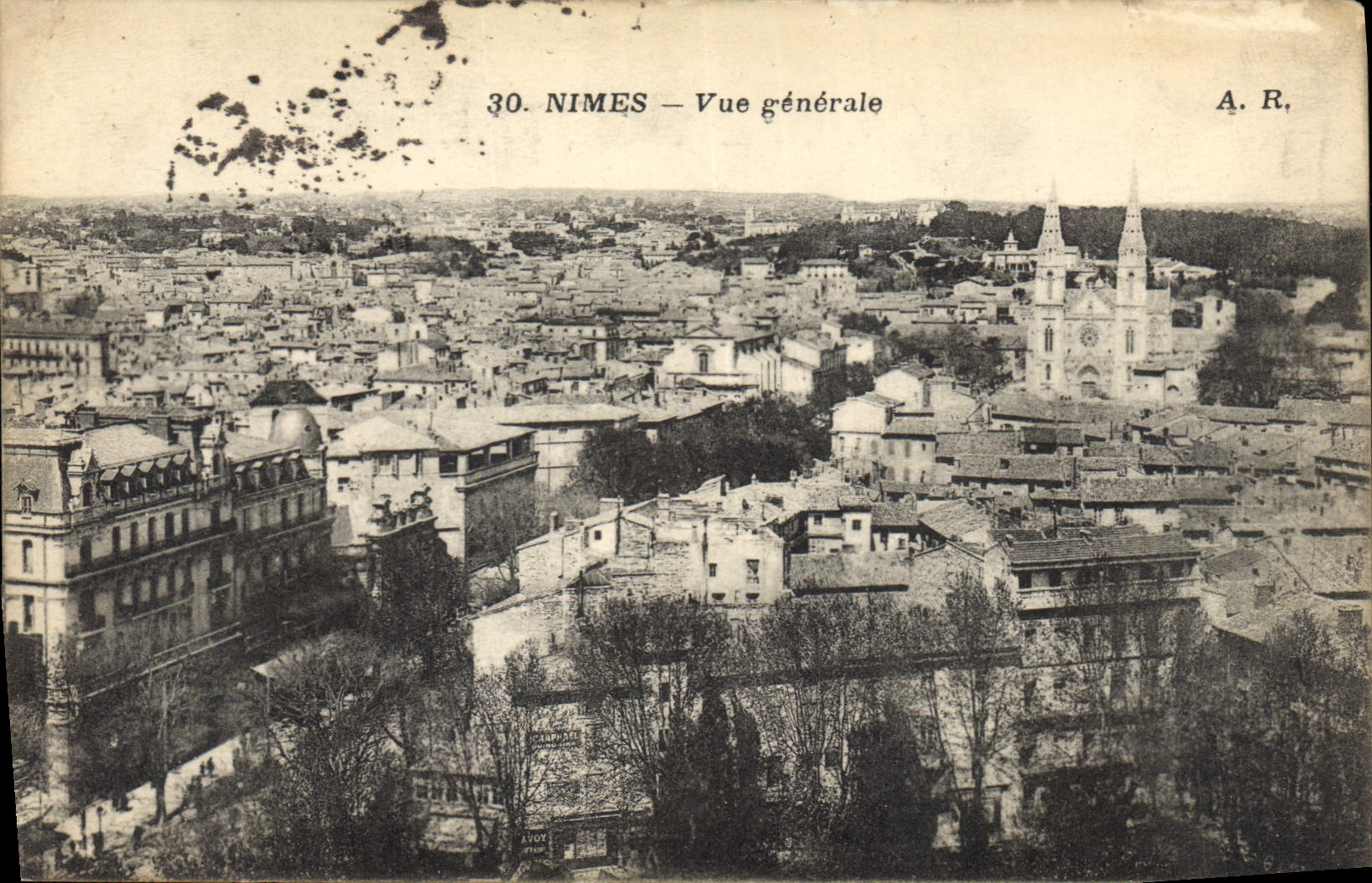 Nîmes — Vue générale — A. R., n° 30