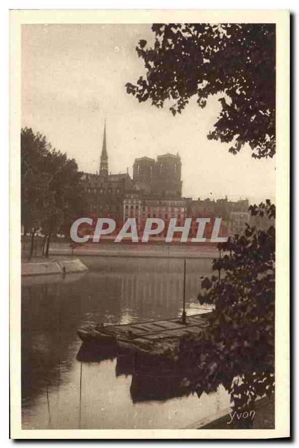 CPA Paris en Flanant l'Ile St Louis Bateau