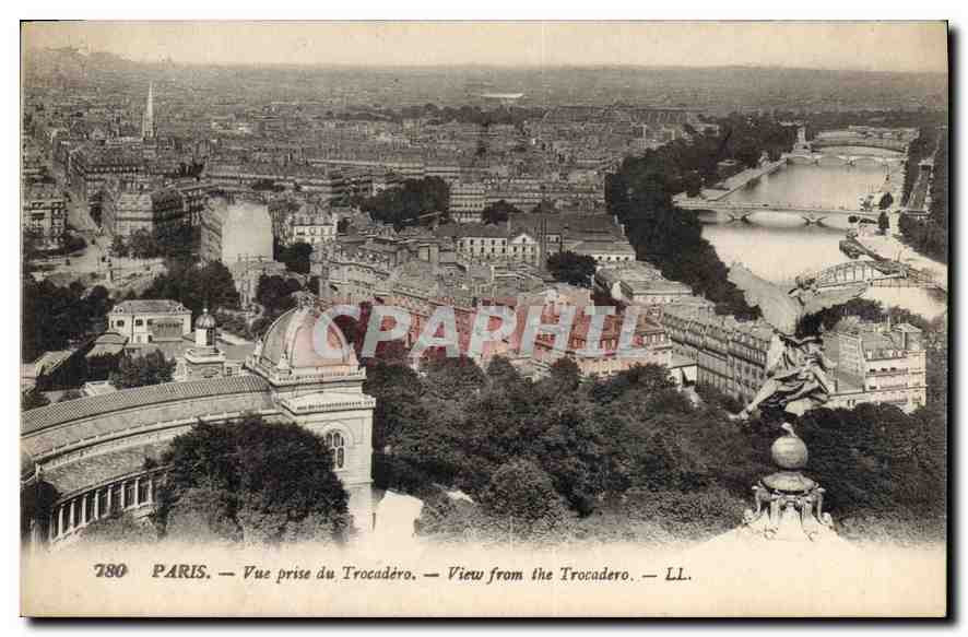 CPA Paris Vue prise du Trocadero 