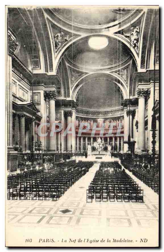 CPA Paris La Naf de L'Eglise de la Madeleine 