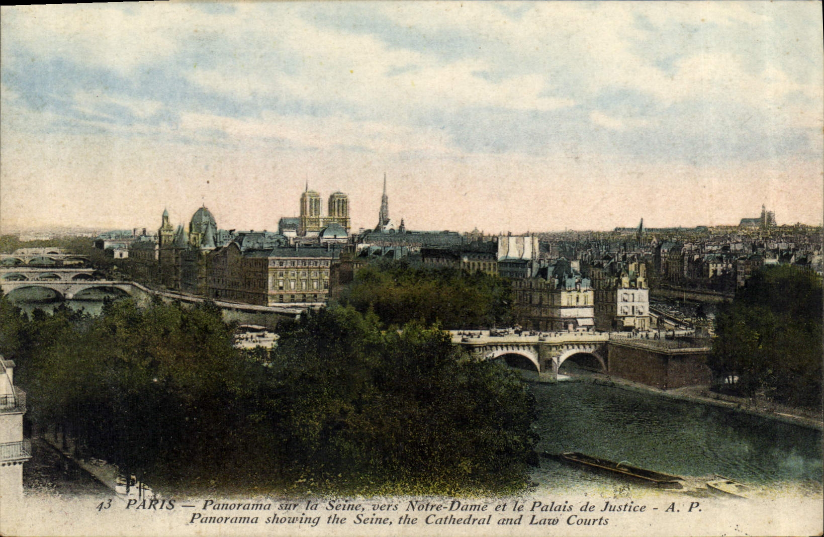CPA Paris Panorama sur la Seine vers Notre Dame et le Palais de Justice 