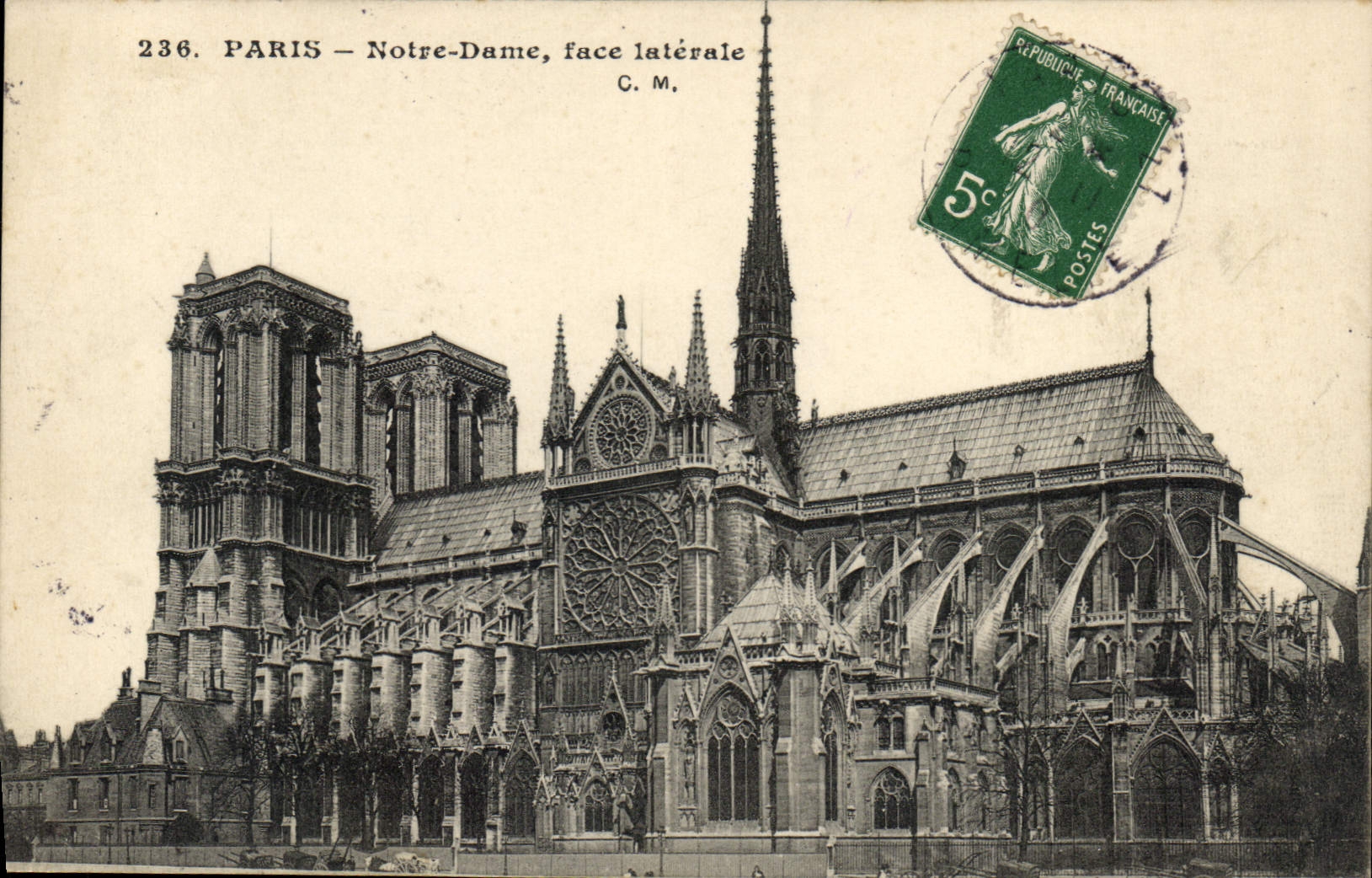 CPA Paris Notre Dame face laterale 