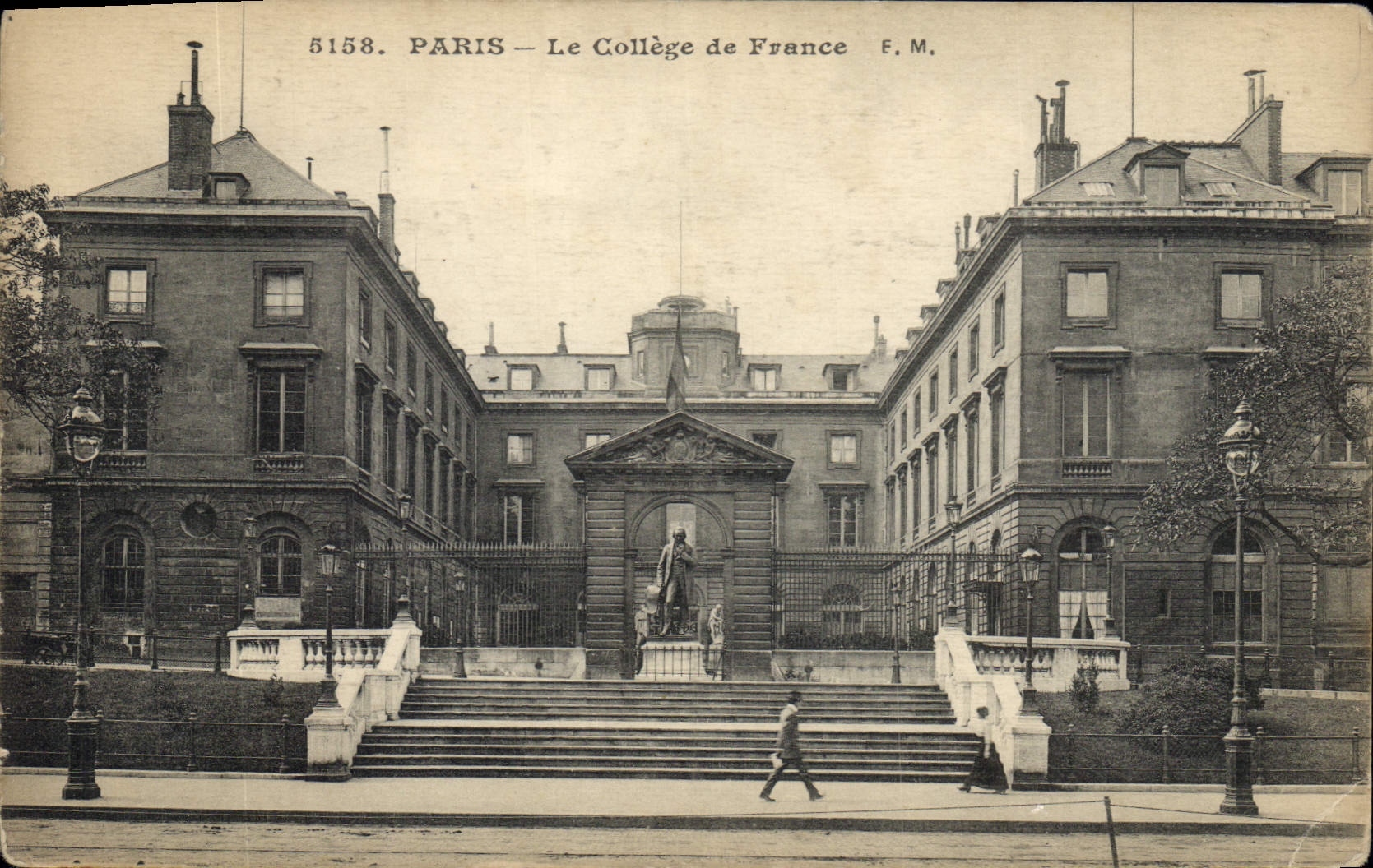 CPA Paris le College de France 