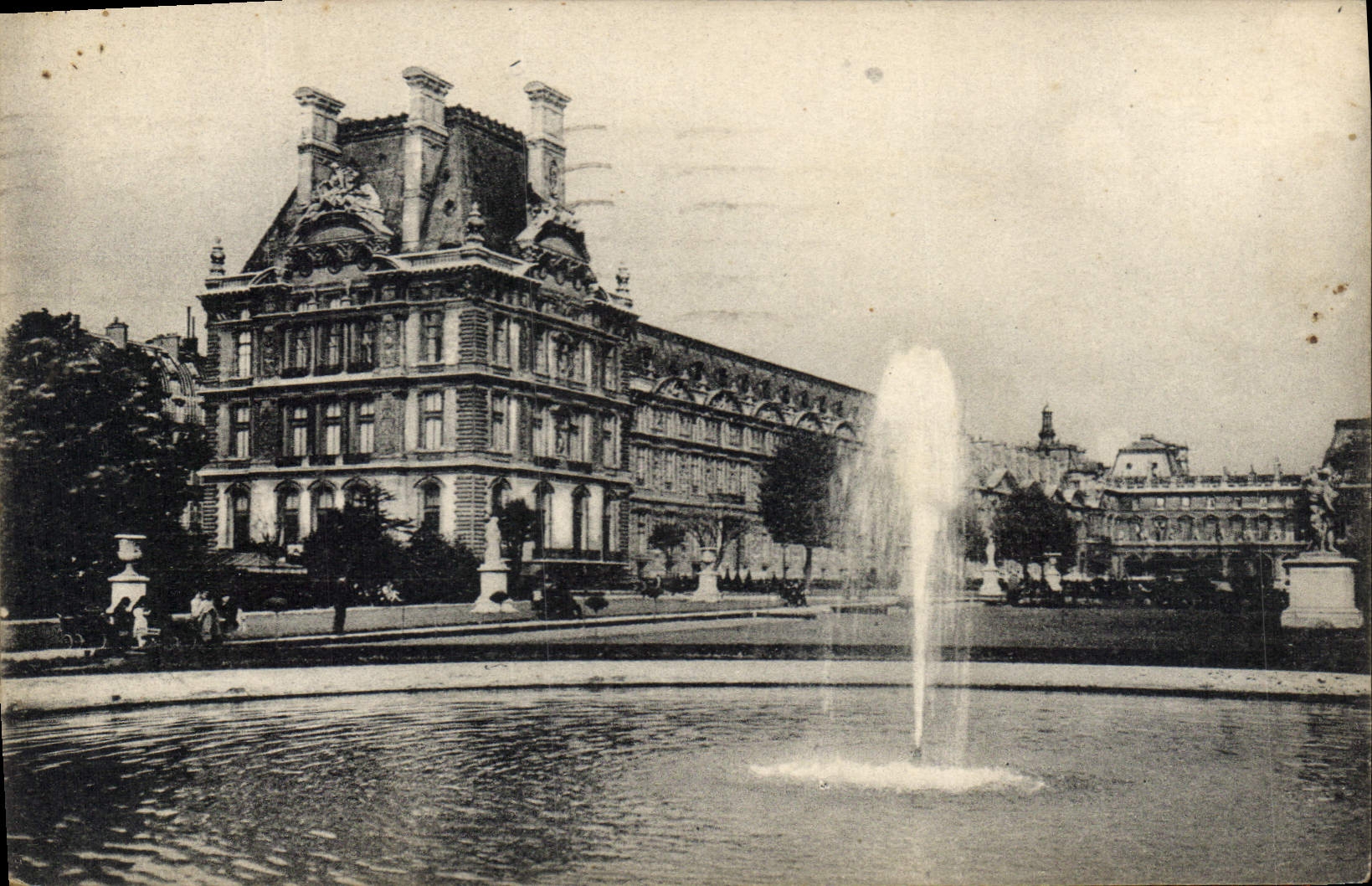 CPA Paris le Jardin des Tuileries 