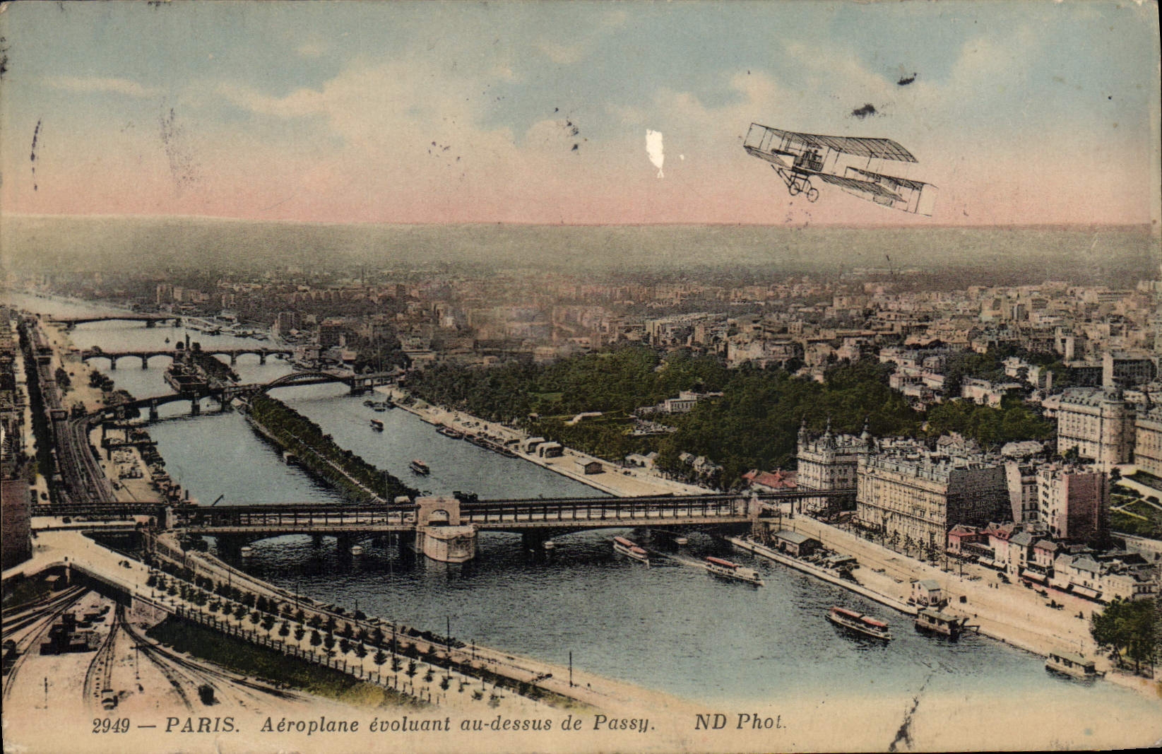 París — Avión volando sobre Passy — ND Fot. n°2949