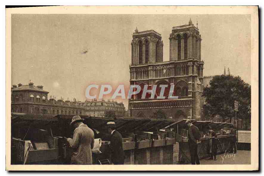 CPA Paris Les Bouquinistes du Quai Saint Michel 