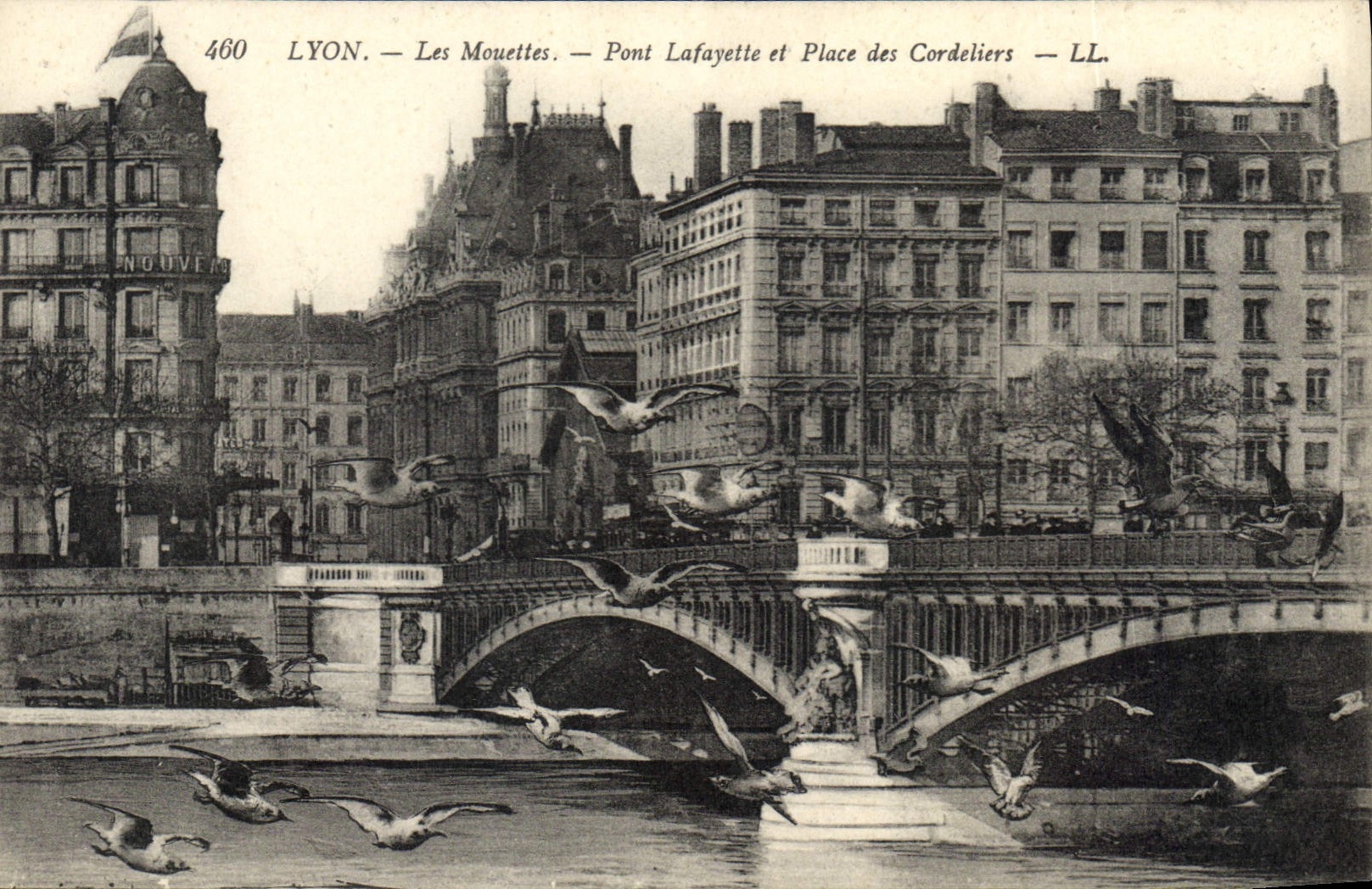 CPA Lyon Les Mouettes Pont Lafayette et Place des Cordeliers 
