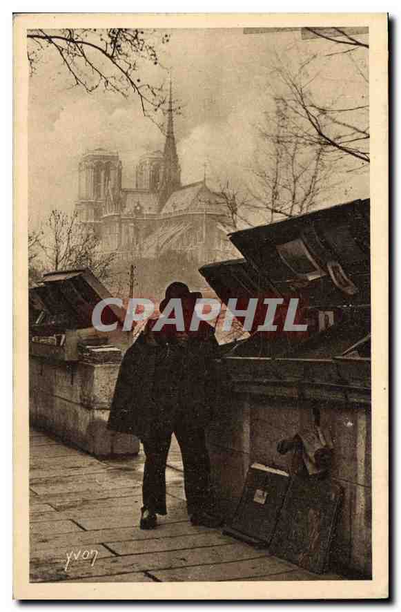CPA Paris Le Type parfair du Bouquiniste 