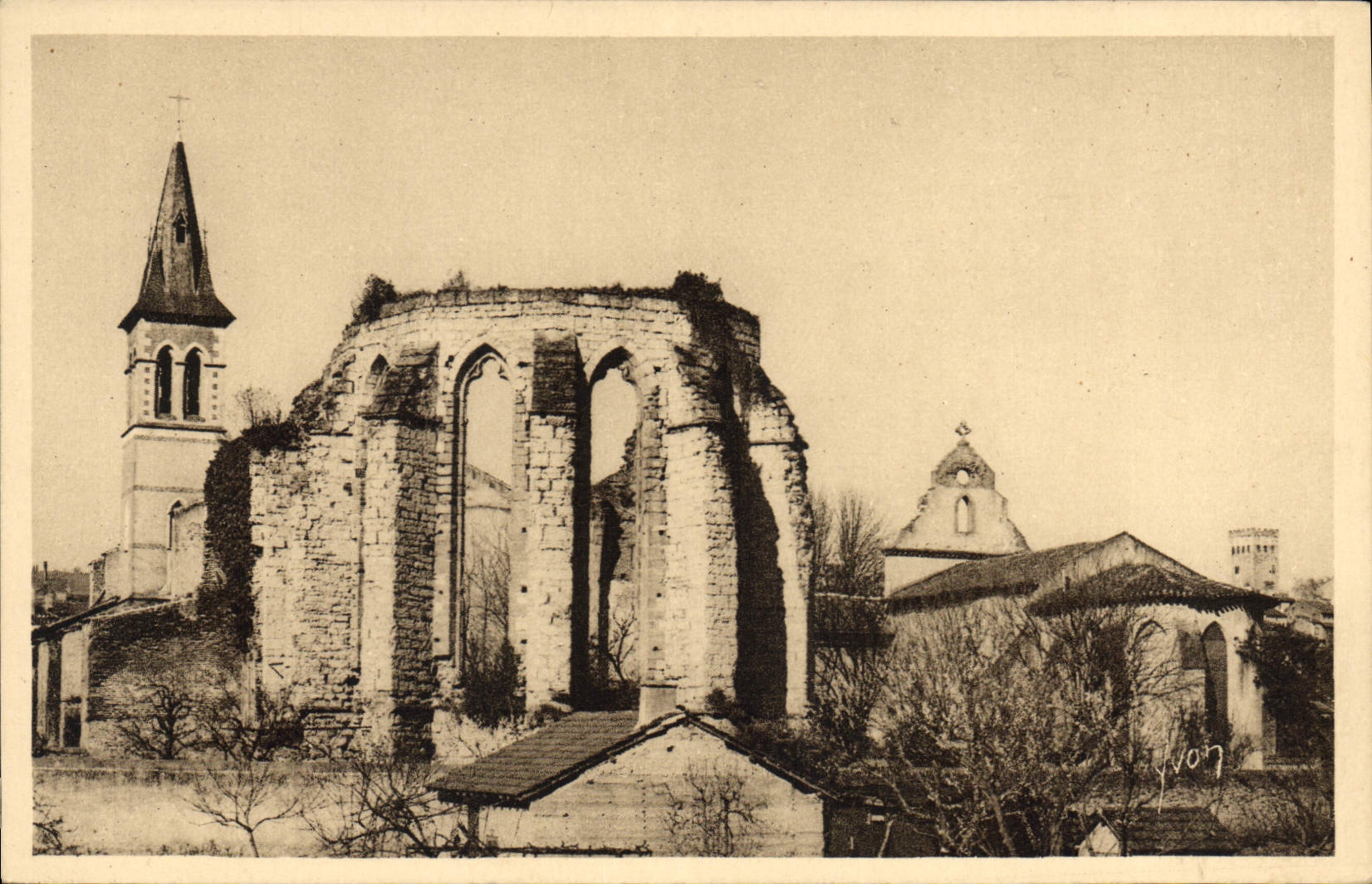 Cahors (Lot) — Ruines de l'Église des Jacobins — Éditions d'Art Yvon