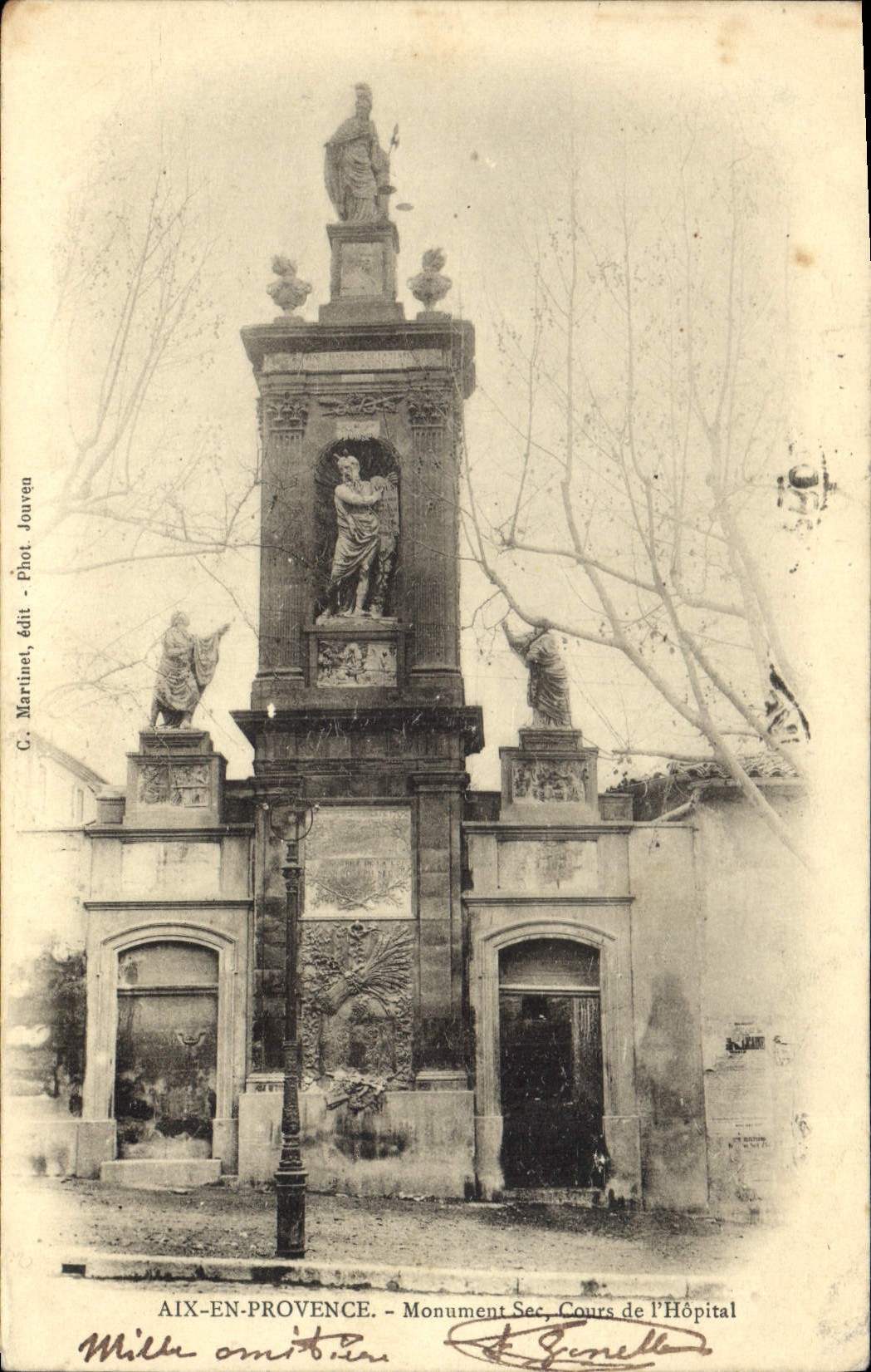 CPA Aix en Provence Monument Sec Cours de l'Hopital 