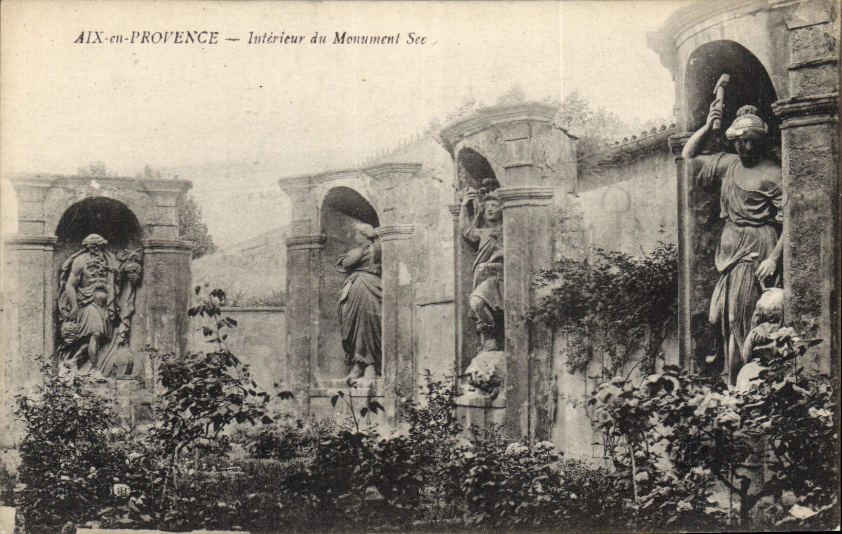 AIX-en-PROVENCE — Innenansicht des Monument Sec — Verlag: AIX-en-PROVENCE, n° 284