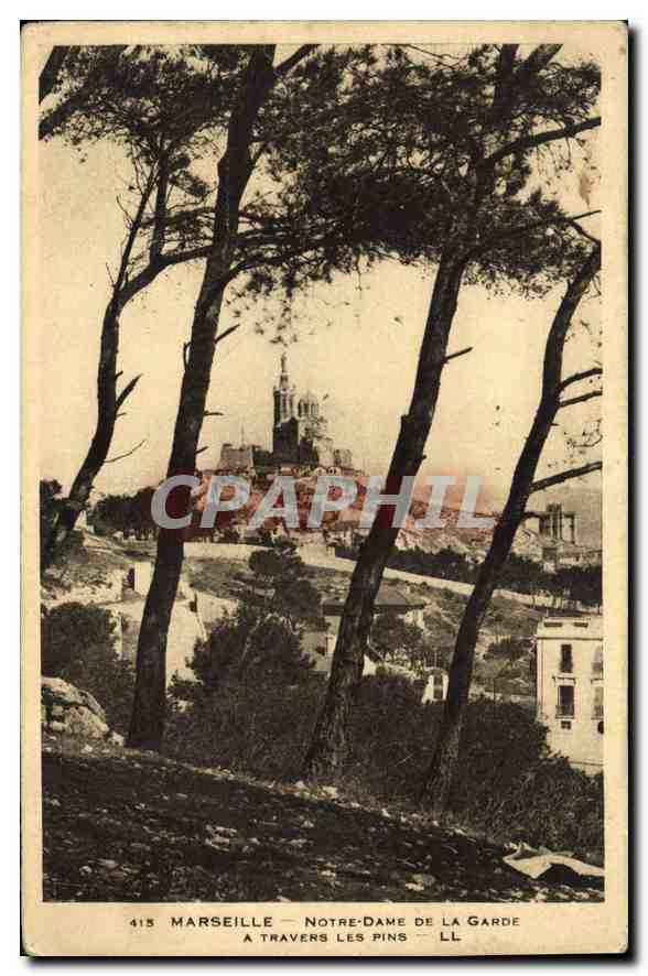 CPA Marseille Notre Dame de la Garde A Travers les Pins 