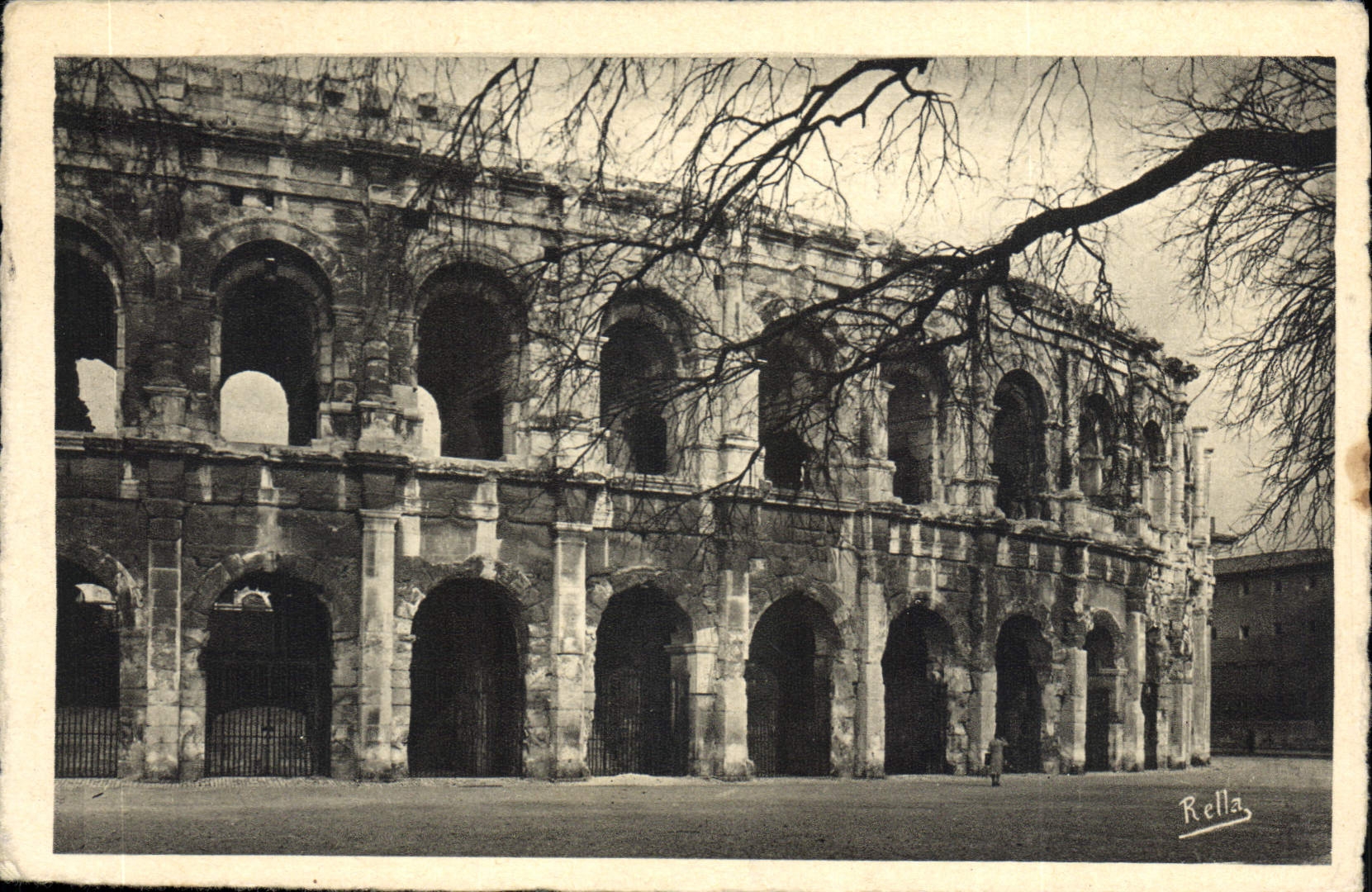 CPA Nimes Gard Les Arenes Ampitheatre romain 