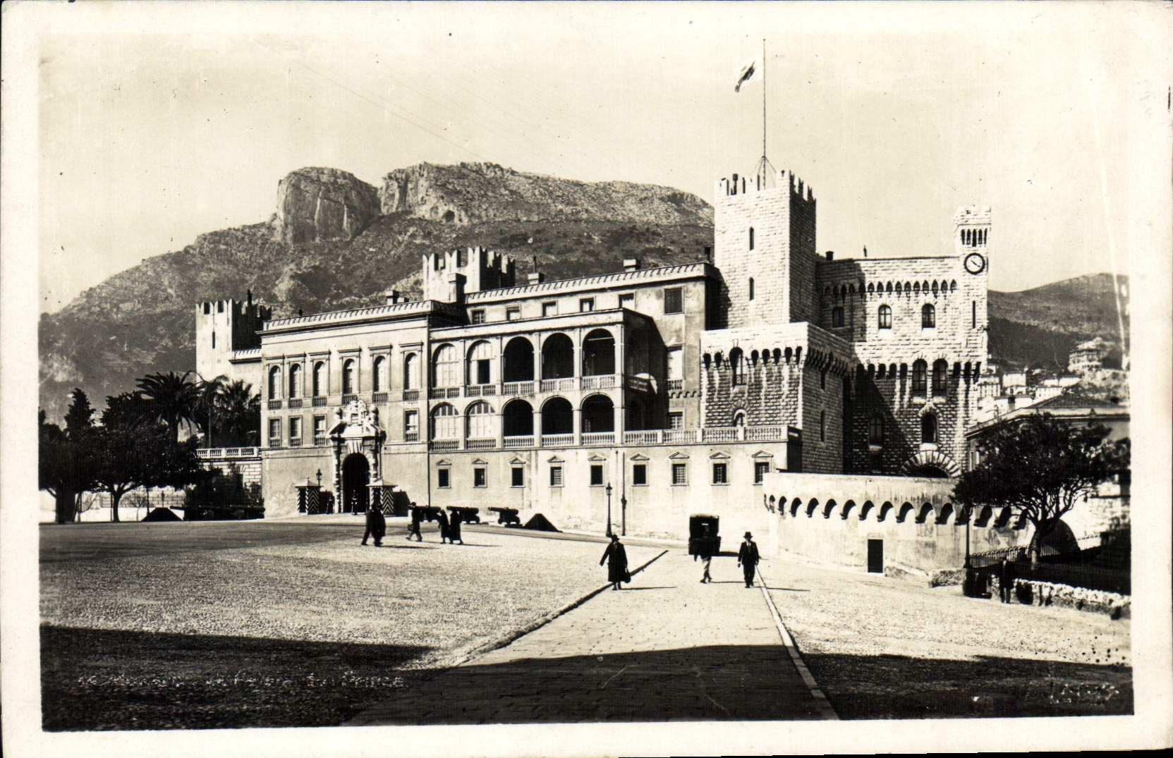 CPA Monaco Le Palais du Prince 